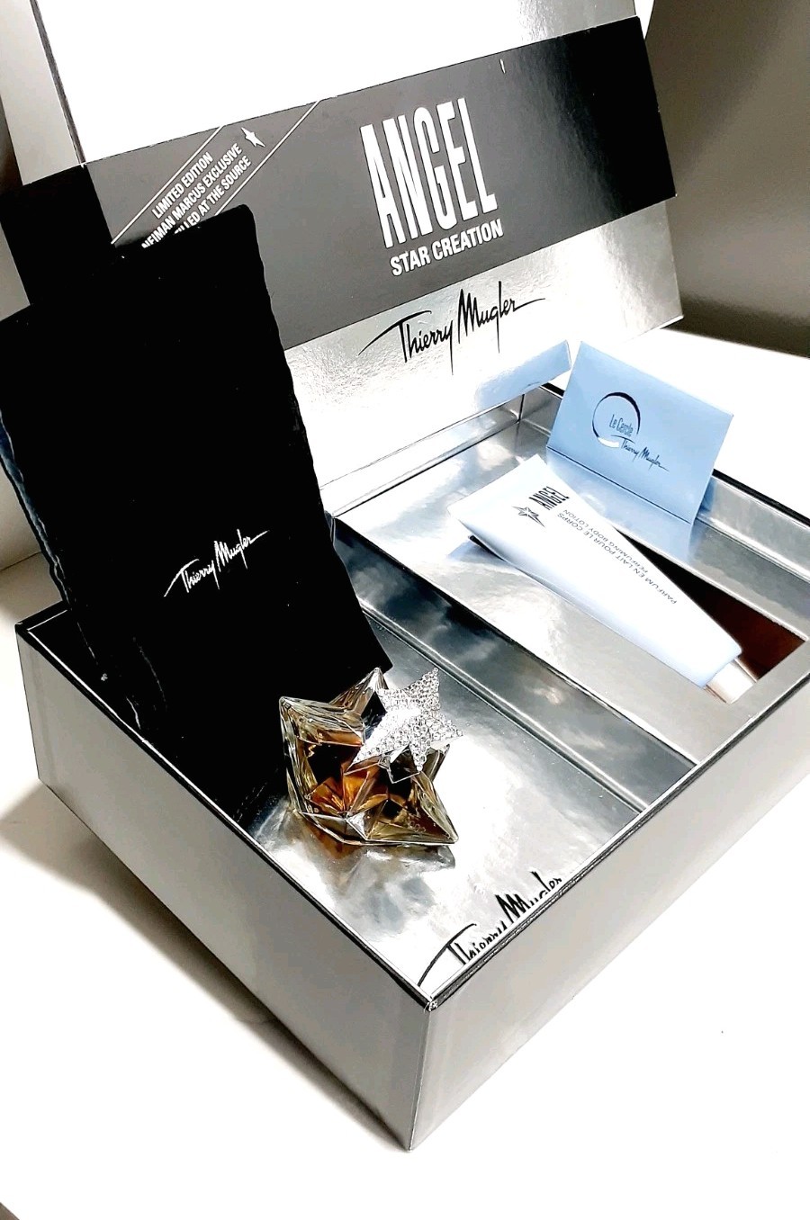 Limited Edition Thierry Mugler Star Creation 1.1 oz Eau de Parfum & 3.5oz Lotion