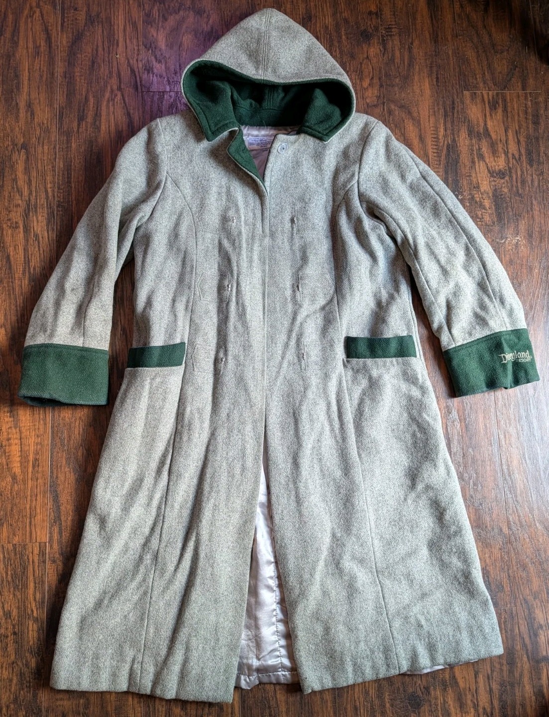 Disney Disneyland Resort Fantasyland Cast Member Vtg Wool Hooded Coat, Womens S