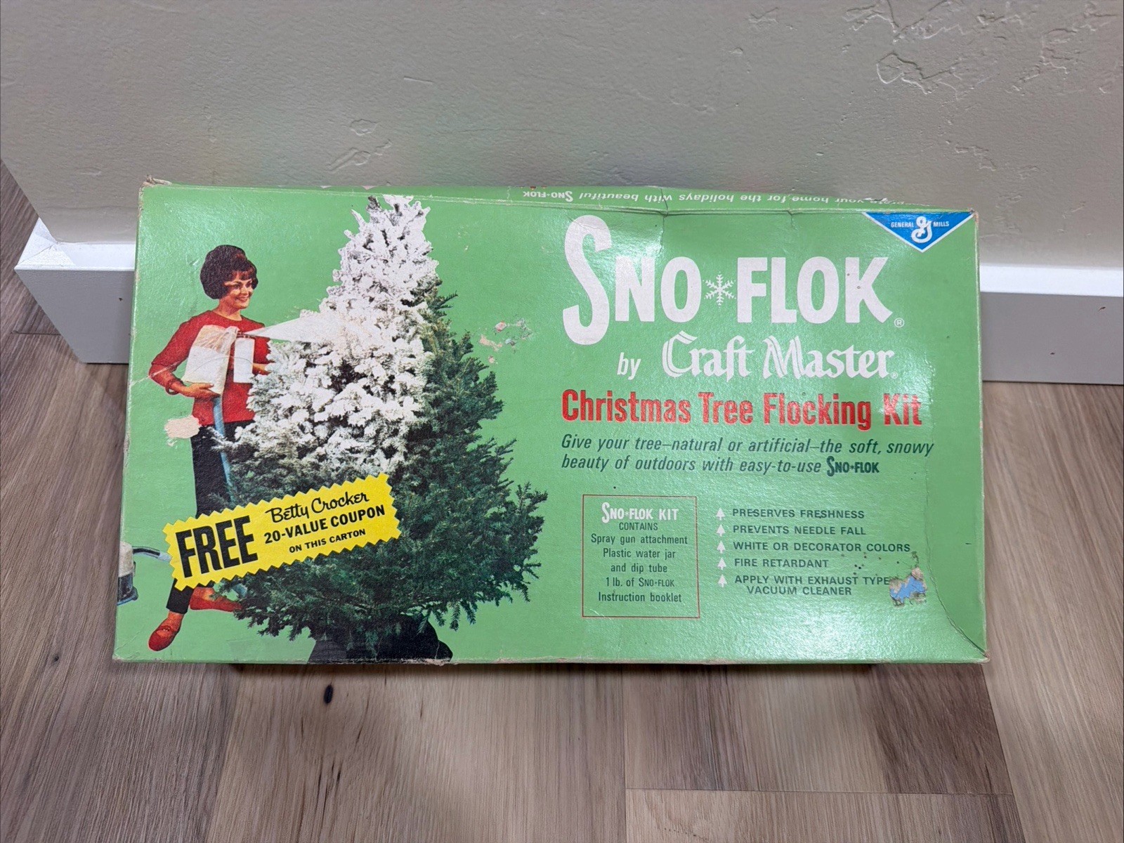 Vintage Sno-Flok Snow by Craft Master Christmas Tree Flocking Kit 1960's