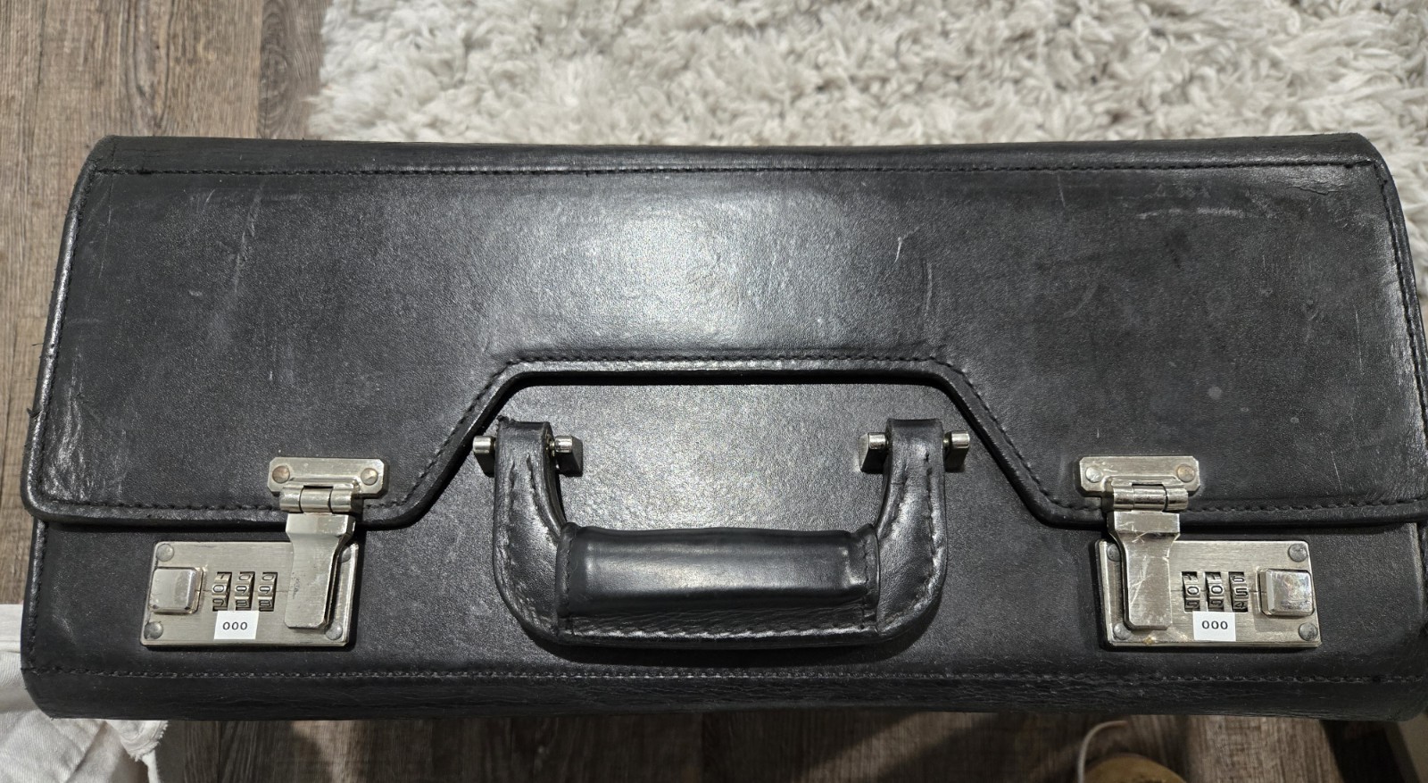 RARE COMPLETE SET: Vintage ASA Leather Flight Case + 3 Matching 7-Ring Binders &