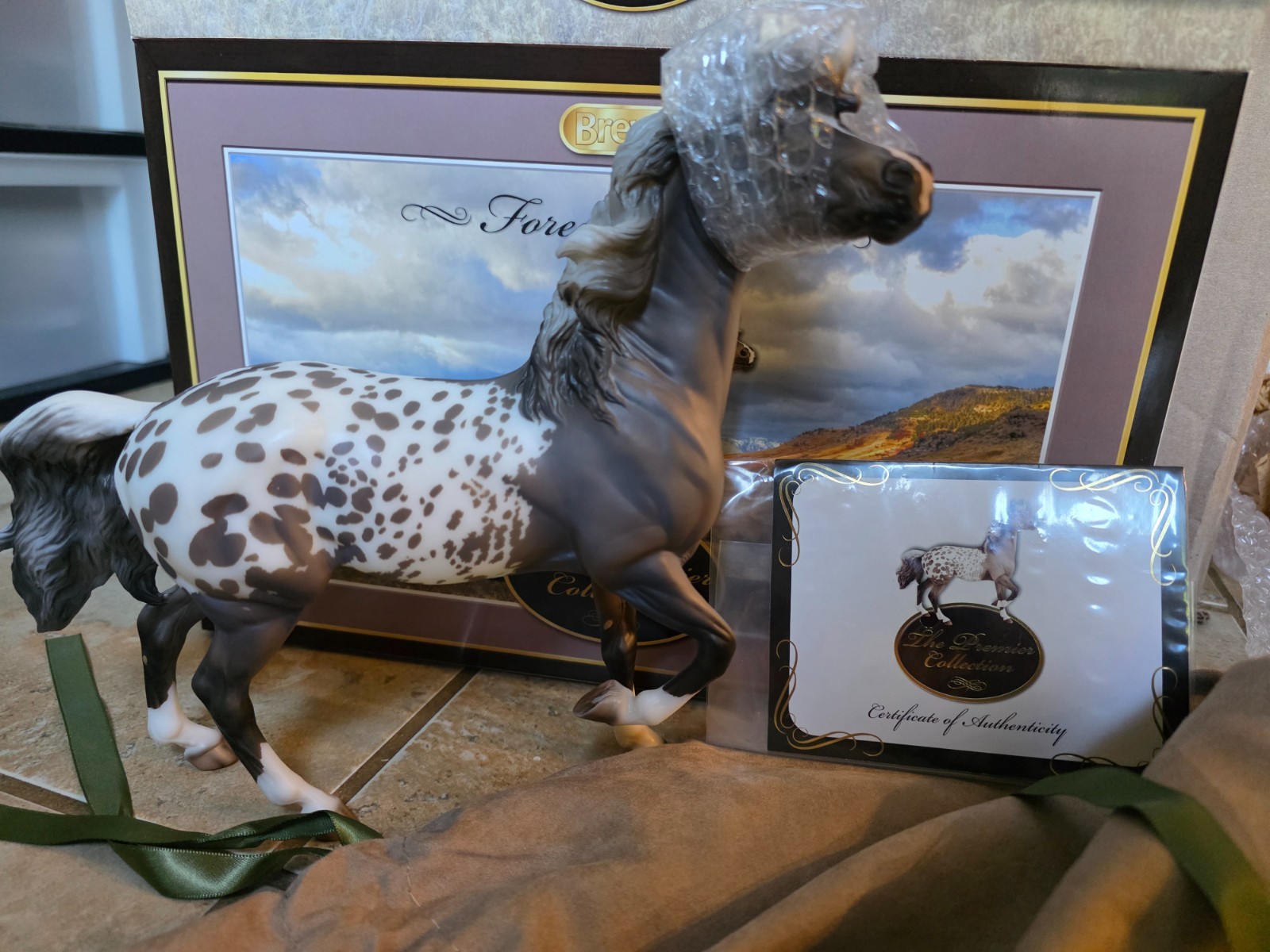 Breyer Premier Club 2015 Forever Saige ( with Box, Bag, & COA )