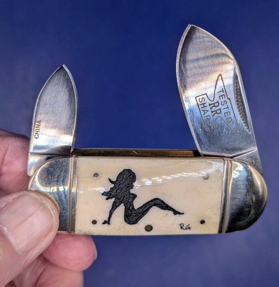 Hand-Etched Rough Rider RR116, Baby Sunfish White Smooth Bone, NEW, Vint 2000 Hand-Etched Rough Rider RR116, Baby Sunfish White Smooth Bone, NEW, Vint 2000
