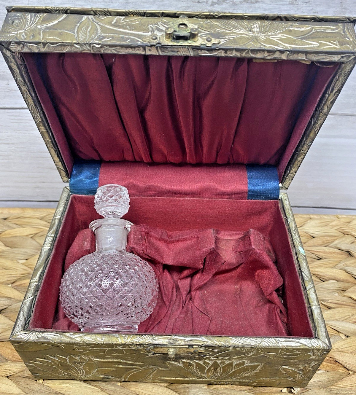 Antique Victorian Water Lily Pad Pond Perfume Bottle Box Satin Lined Brass Metal Antique Victorian Water Lily Pad Pond Perfume Bottle Box Satin Lined Brass Metal