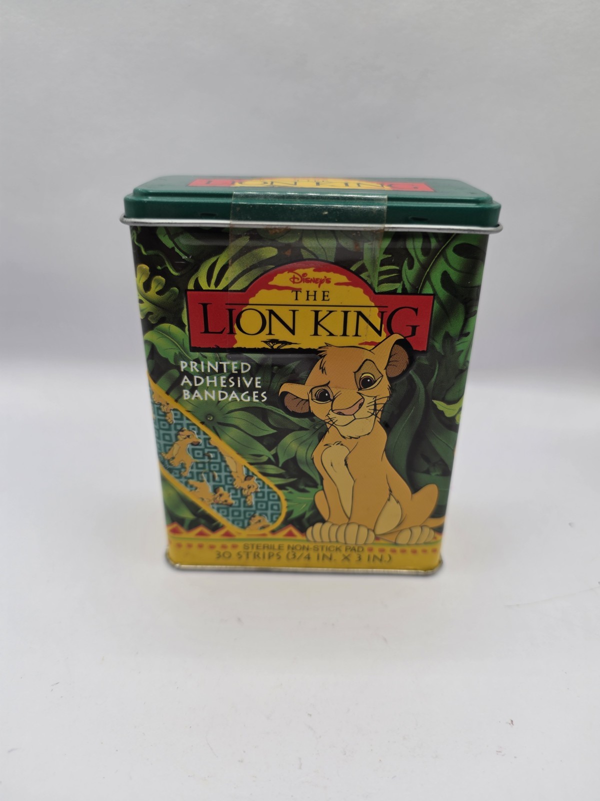 VINTAGE THE LION KING METAL TIN KID CARE W/ 30 STRIPS ADHESIVE BANDAGES SEALED VINTAGE THE LION KING METAL TIN KID CARE W/ 30 STRIPS ADHESIVE BANDAGES SEALED