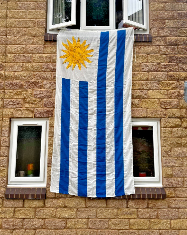 Uruguay Flag 3yd HUGE sewn professional quality banner/flag Rope Toggle