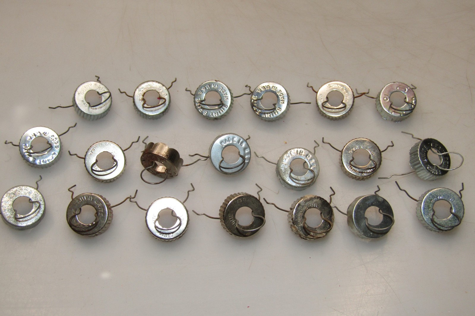 Lot 20 VTG Metallic Replacement LARGE Caps Christmas Ornaments Shiny Brite USA