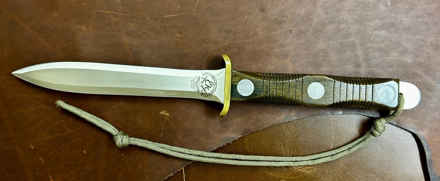 EK Commando Richmond VA Mod P-4 Double-Edge Knife – Great Condition + Sheath