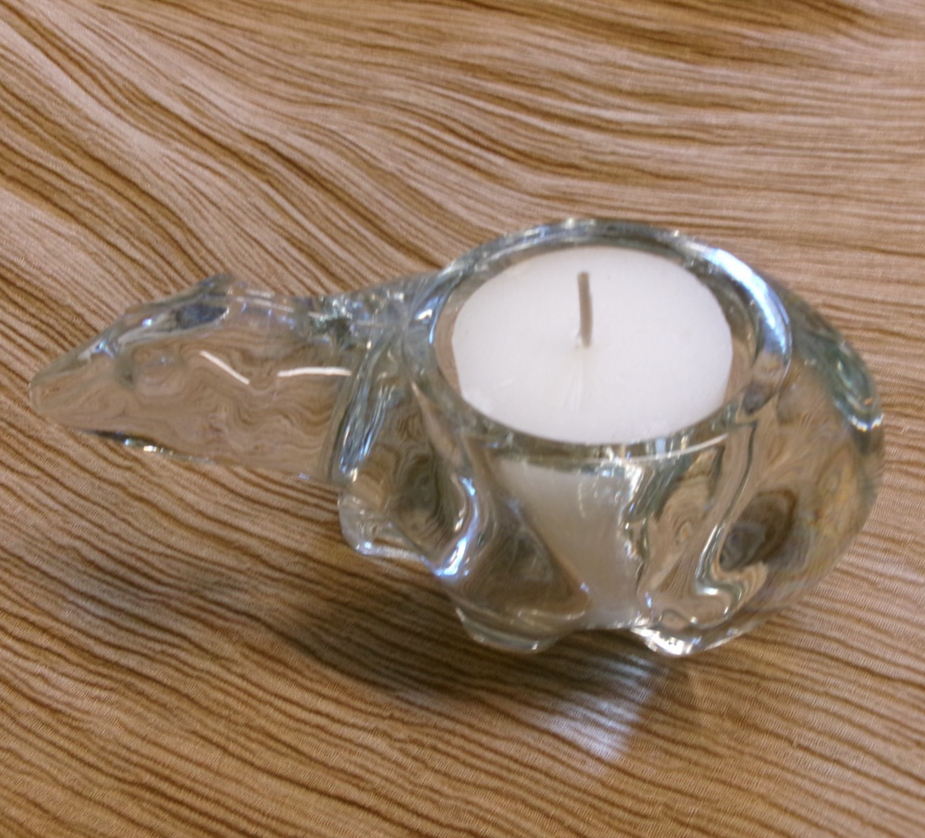 CRYSTAL CLEAR GLASS POLAR BEAR TEA LITE, VOTIVE CANDLEHOLDER/TRINKET DISH CRYSTAL CLEAR GLASS POLAR BEAR TEA LITE, VOTIVE CANDLEHOLDER/TRINKET DISH