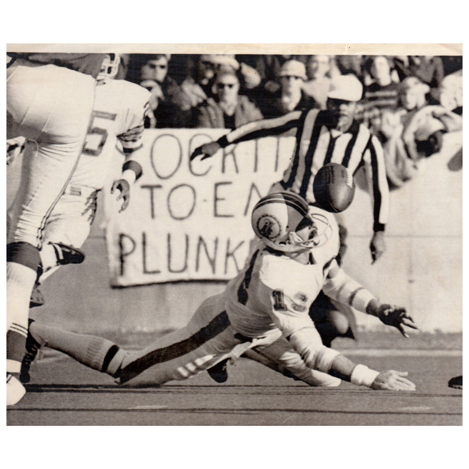 1972 Press Photo NFL Undefeated Miami Dolphins vs Patriots Jake Scott 6x8