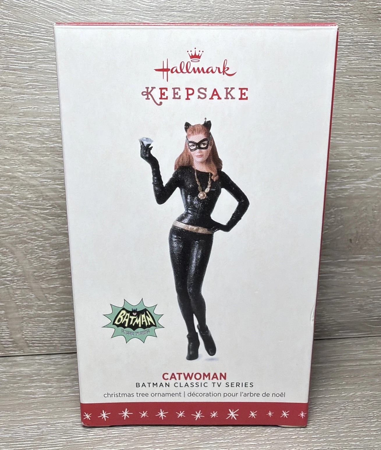 2016 Hallmark Catwoman Batman  TV Series Ornament Limited Edition -A-718-22
