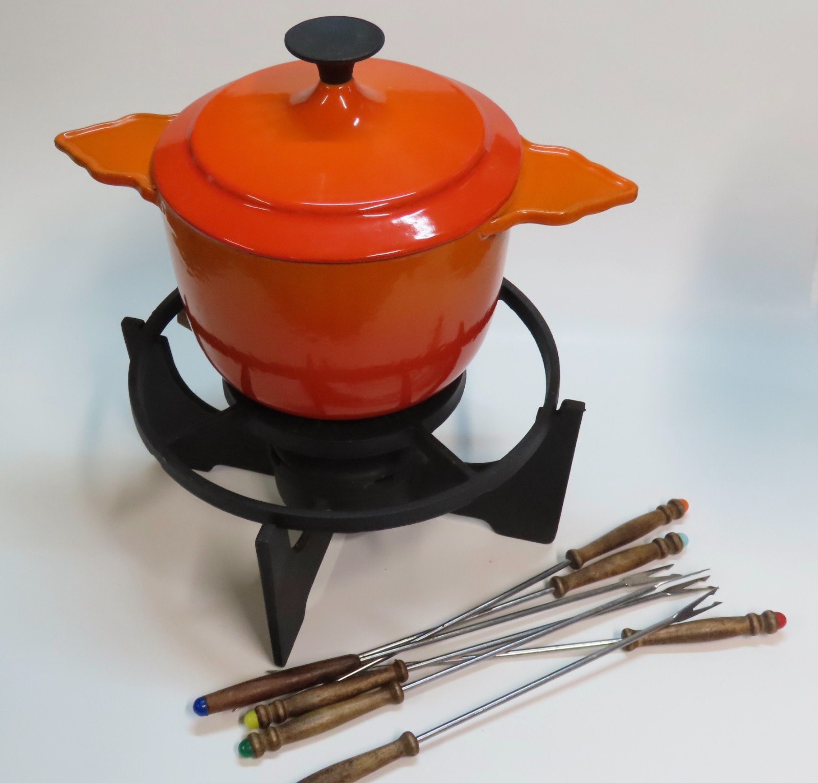 Vtg. “Cousances” Enamel'd-Iron Fondue Pot Set Complete,’70’s Le Creuset Era Rare Vtg. “Cousances” Enamel'd-Iron Fondue Pot Set Complete,’70’s Le Creuset Era Rare