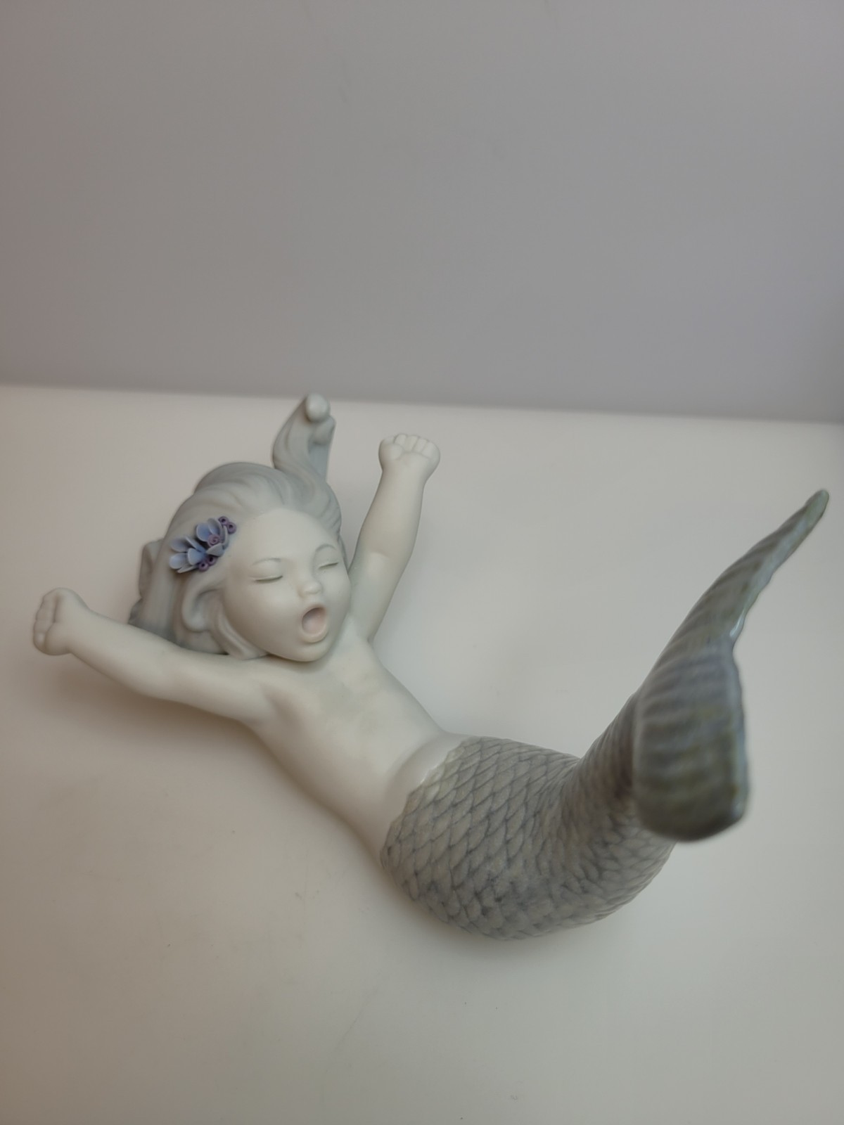 Lladro Waking Up At Sea Mermaid 01018113 Signed by Founder Juan Lladro with Box Lladro Waking Up At Sea Mermaid 01018113 Signed by Founder Juan Lladro with Box