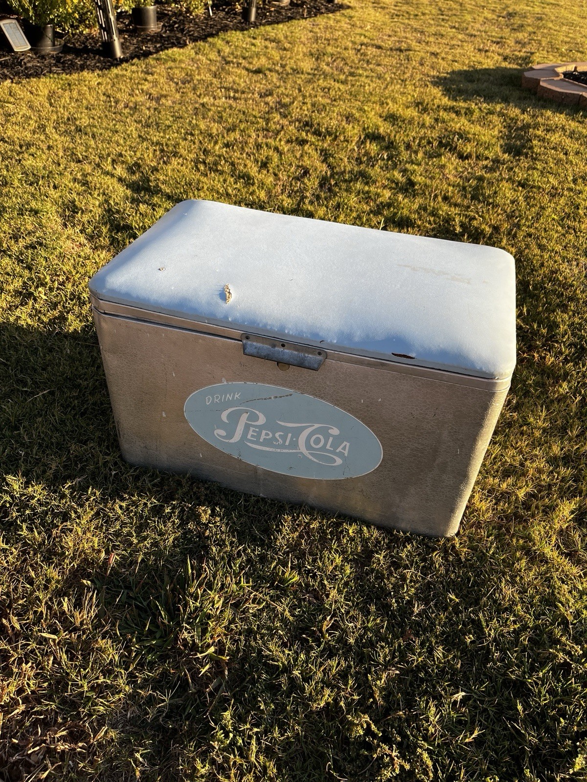 Vintage 1950's PEPSI-COLA Picnic Metal Ice Chest Cooler aluminum Vintage 1950's PEPSI-COLA Picnic Metal Ice Chest Cooler aluminum