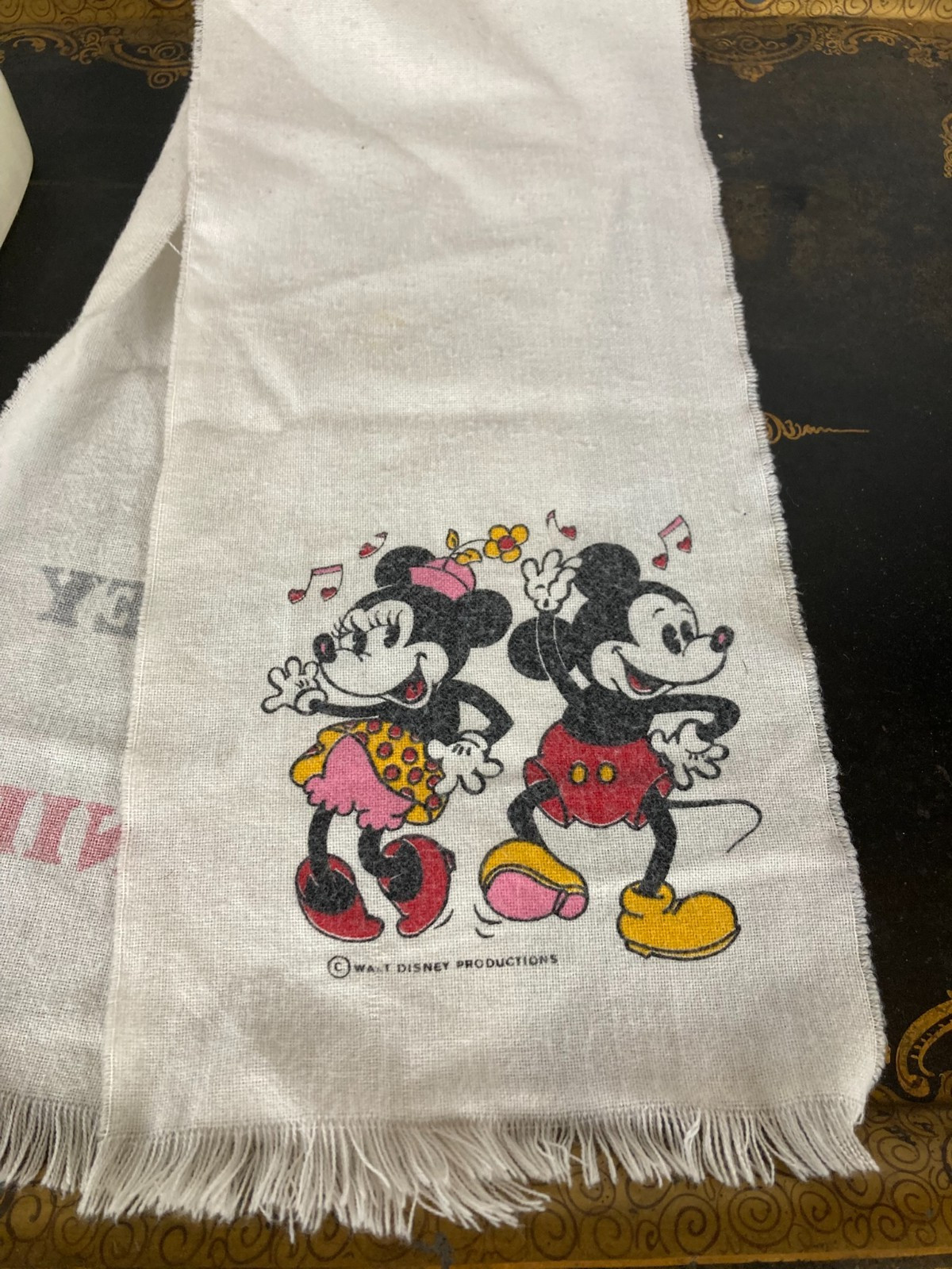 Vintage Walt Disney Productions Mickey Minnie Mouse Fringed Scarf Cream 46 Vintage Walt Disney Productions Mickey Minnie Mouse Fringed Scarf Cream 46