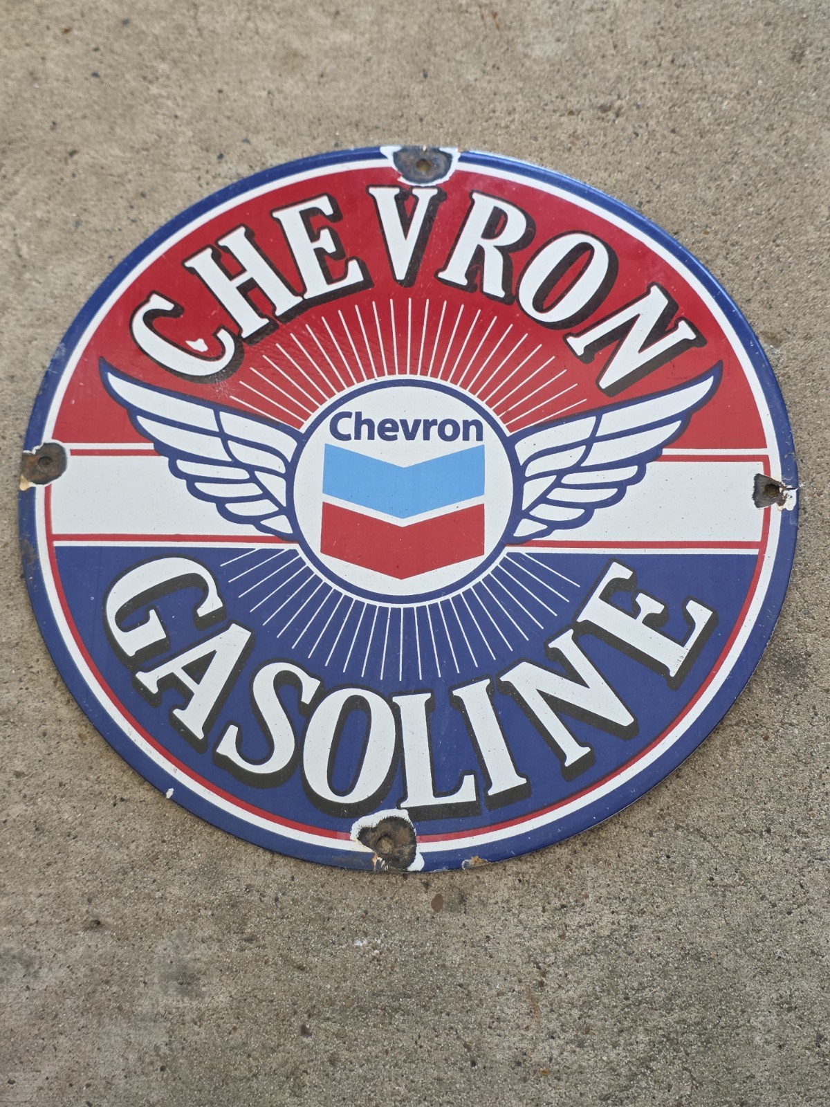 VINTAGE CHEVRON PORCELAIN GAS PUMP SIGN CLASSIC GAS & OIL 12 VINTAGE CHEVRON PORCELAIN GAS PUMP SIGN CLASSIC GAS & OIL 12