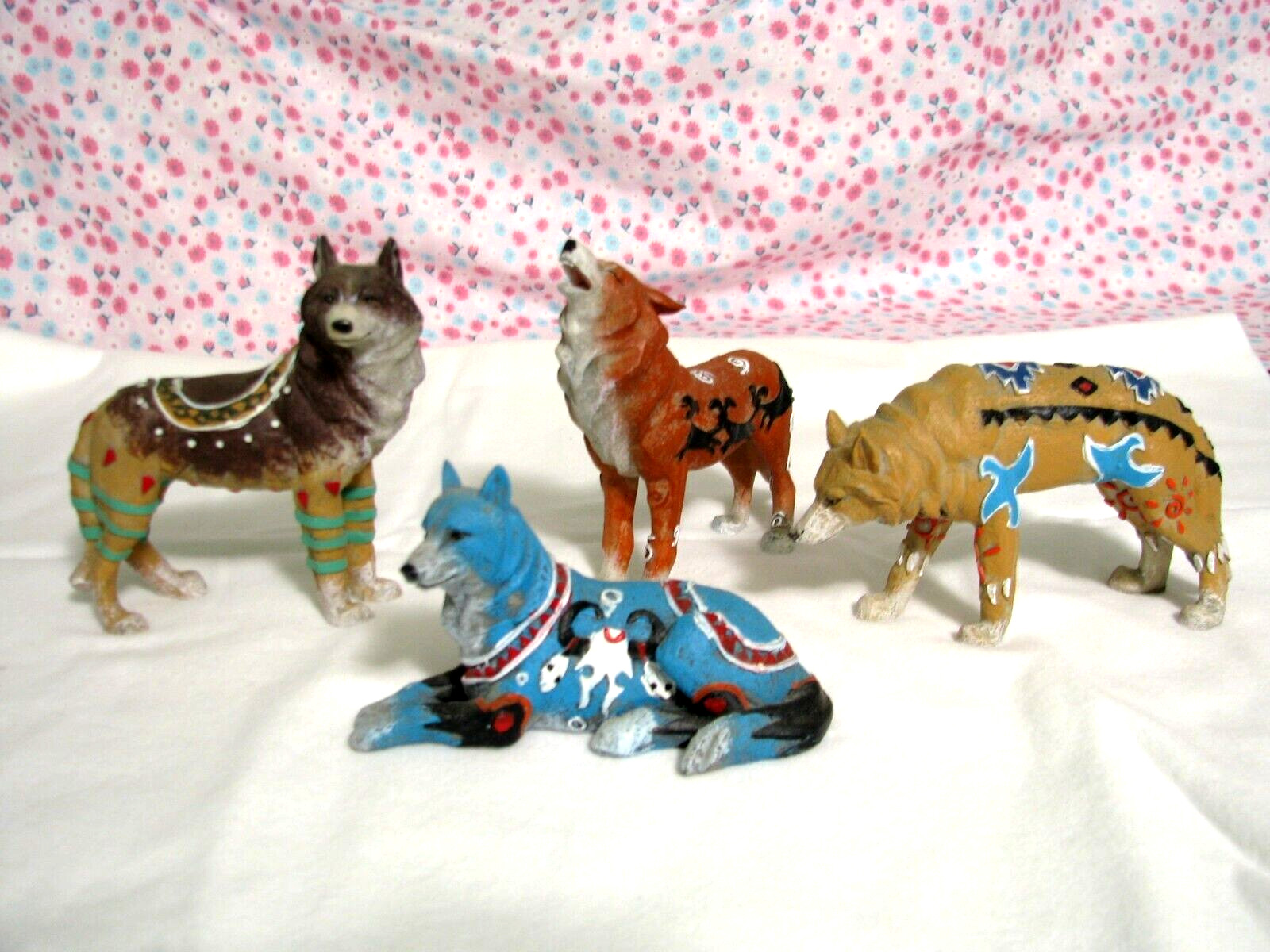 WESTLAND CALL OF THE WOLF TRIBAL ART SET OF 4