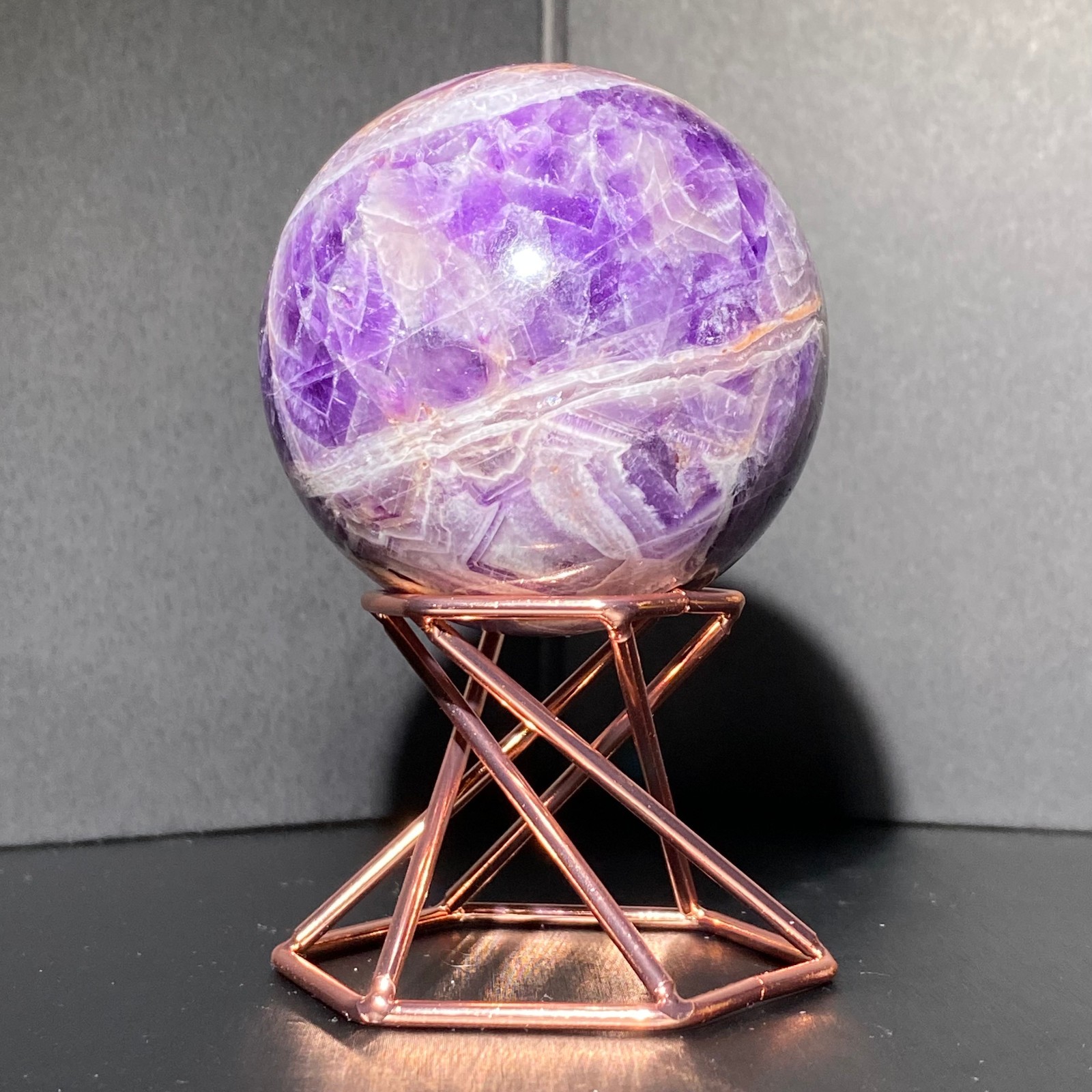 324g Natural Dreamy Amethyst ball Quartz crystal Sphere Crystal Healing 324g Natural Dreamy Amethyst ball Quartz crystal Sphere Crystal Healing