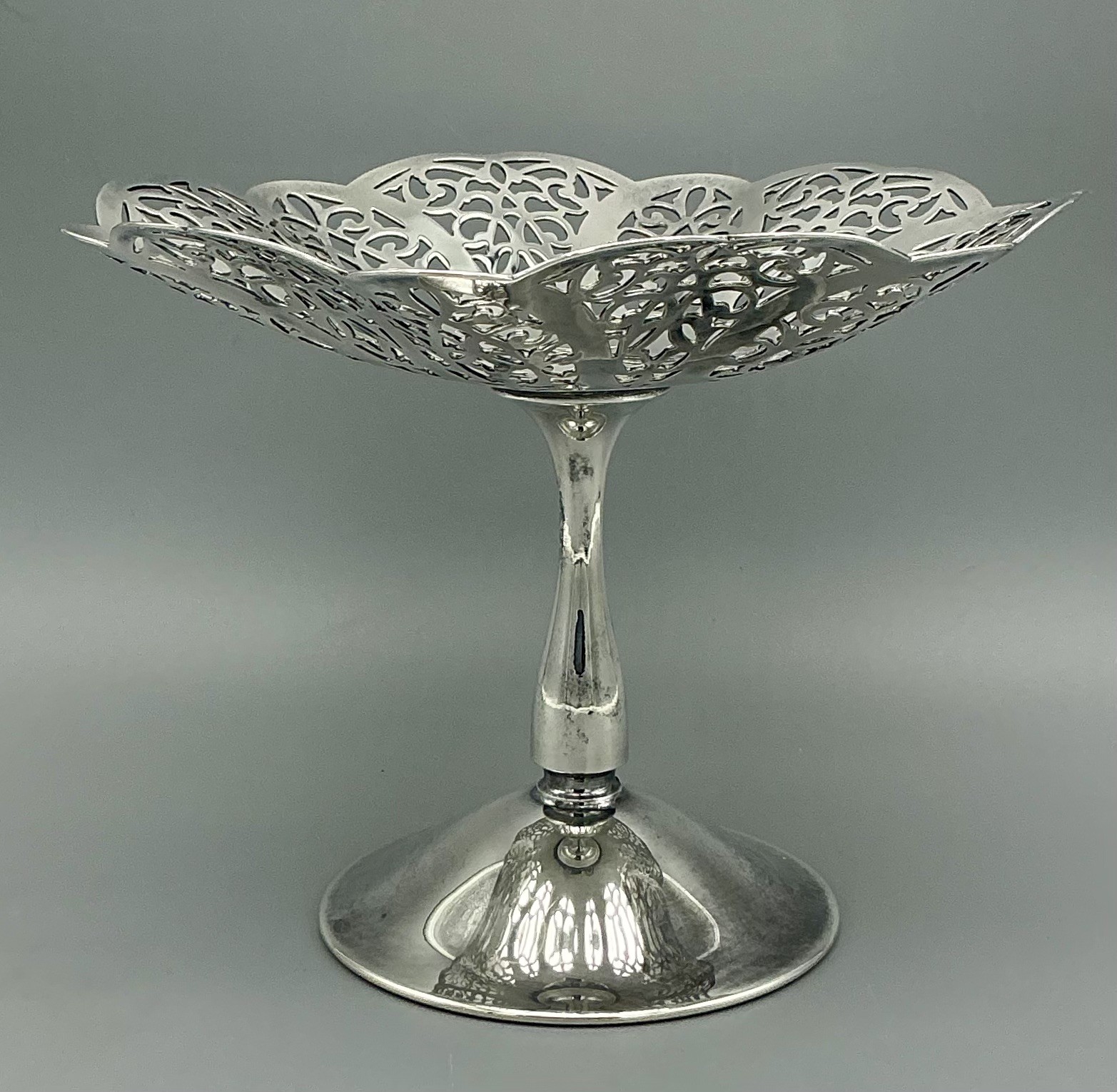 Silver Plated Floral Filigree Footed Pedestal Lovelace pattern