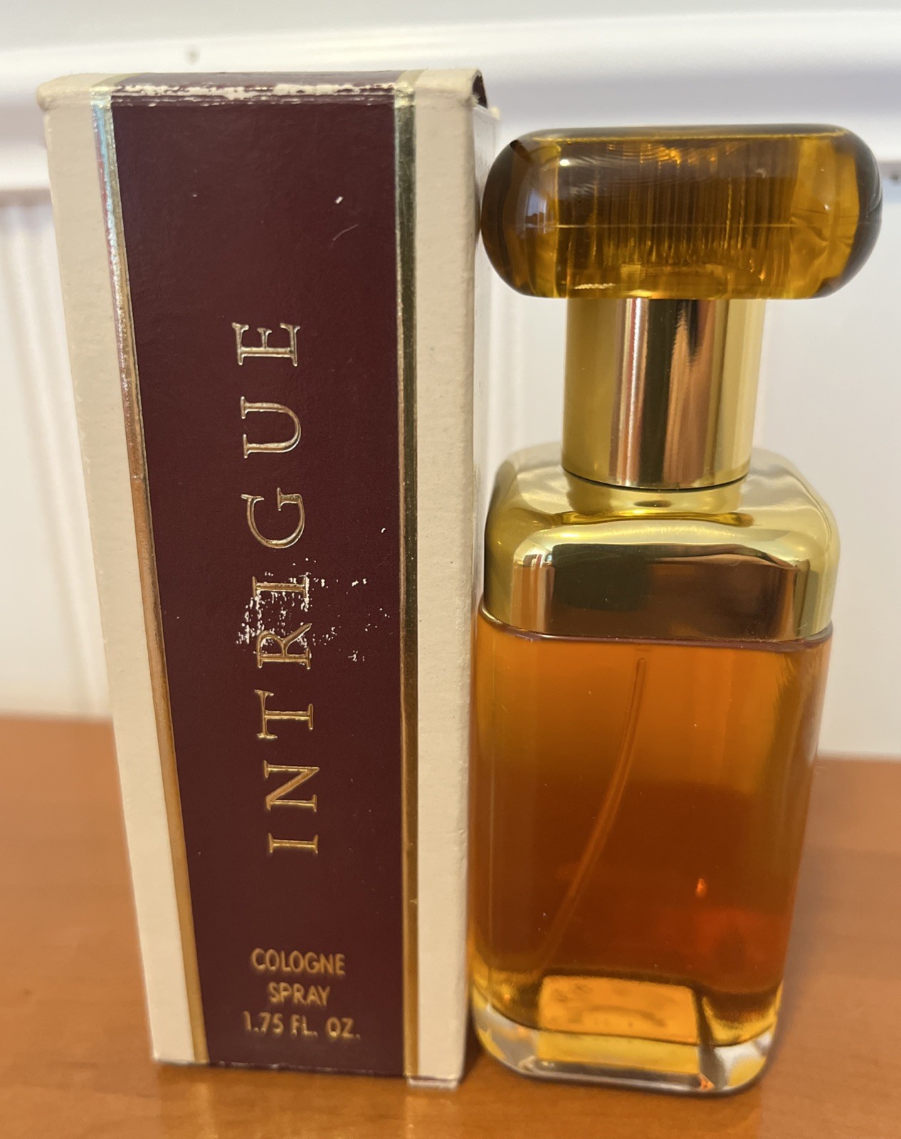 Mary Kay Intrigue Cologne Original Perfume Spray 1.75 Oz Vintage