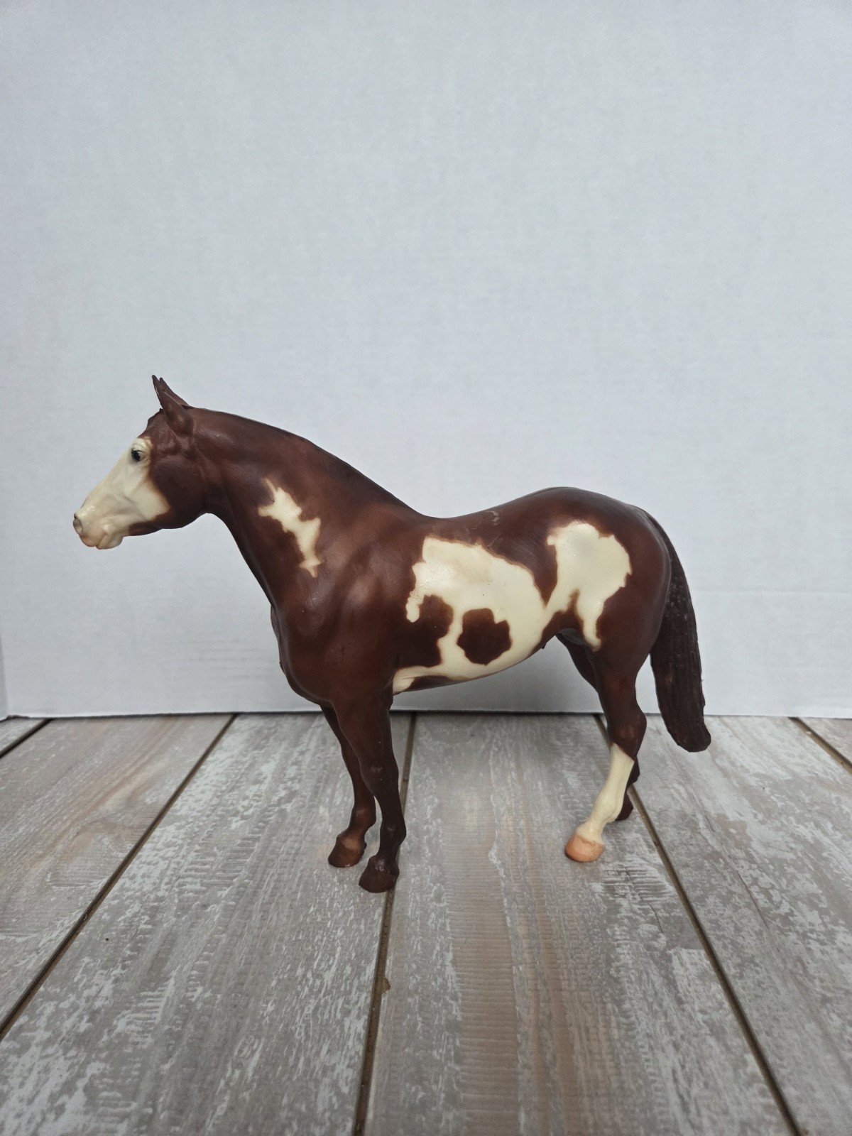 Breyer Traditional Yellow Mount Famous Paint Horse 51 Vintage 1970-87 Adios Mold Breyer Traditional Yellow Mount Famous Paint Horse 51 Vintage 1970-87 Adios Mold