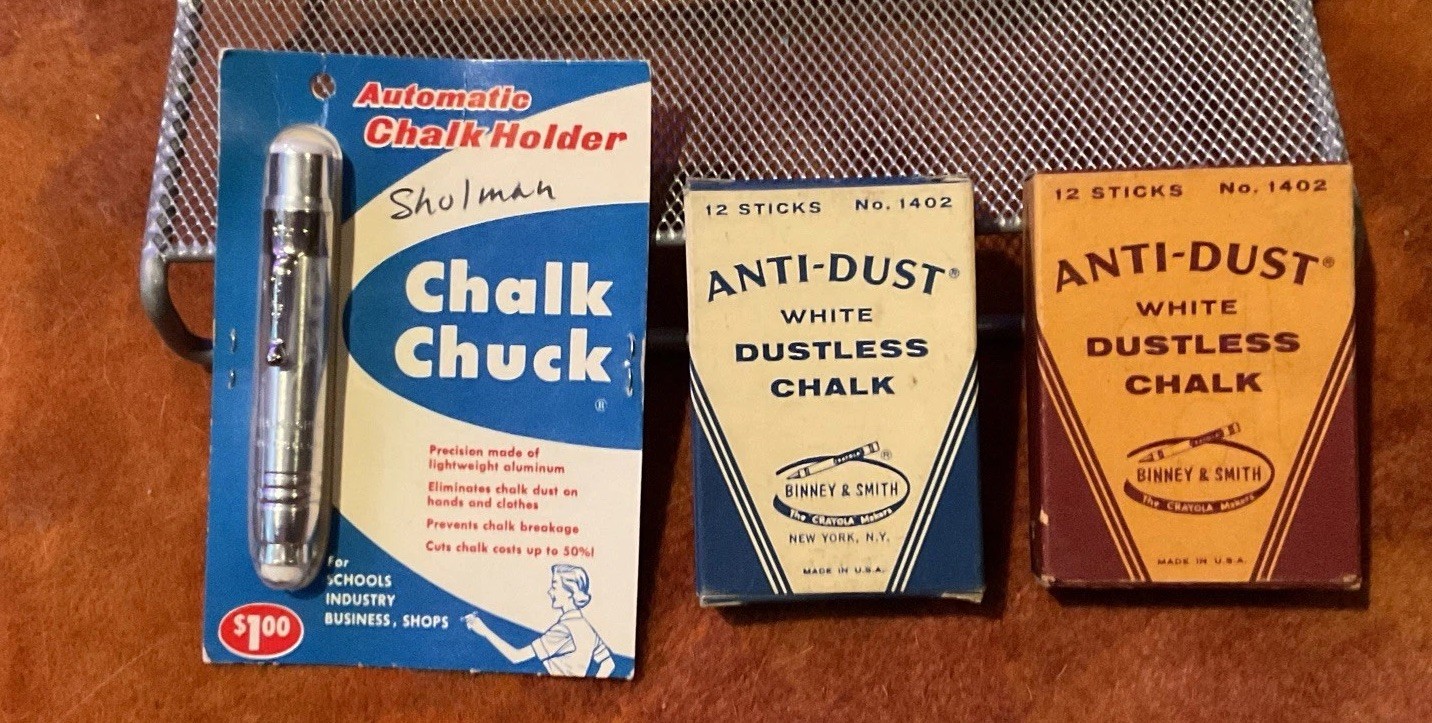 Vtg White Dustless Chalk 12 Stick # 1402 Binney & Smith & Chalk Chuck NOS Read