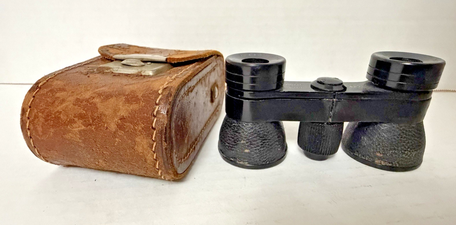 Vintage S&A Achromatic Stadium Compact Theater Glasses Original Case