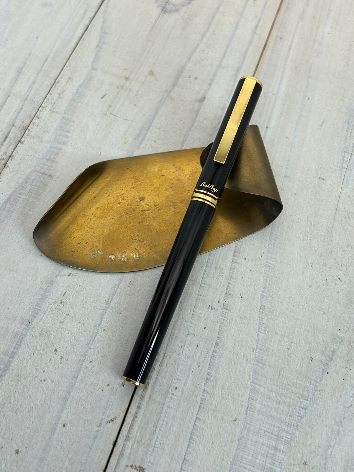 Platinum BelAge Fountain Pen 14K Gold Fine Nib Black Metal Body Japan Vintage
