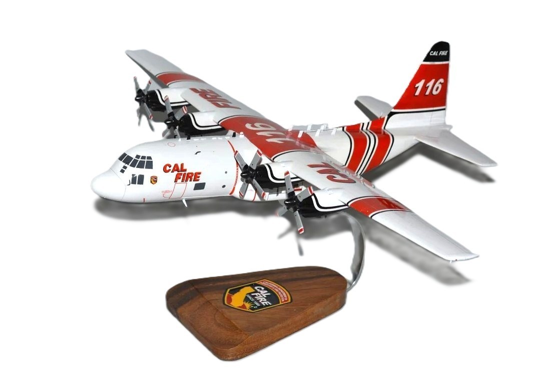 Cal Fire Lockheed Martin C-130 Hercules Air Tanker Desk  Model 1/72 SC Airplane