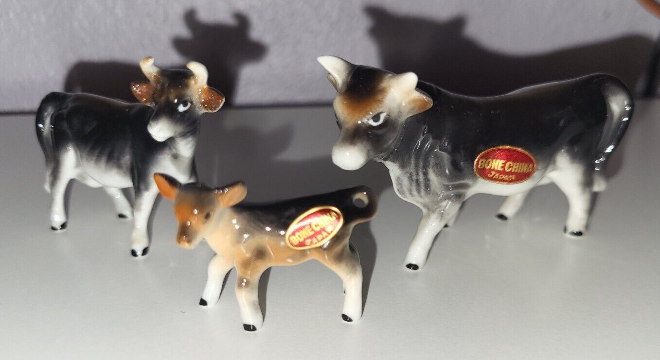 Vintage Hagen Renaker Minature Ceramic Cow Family~Mint Condition