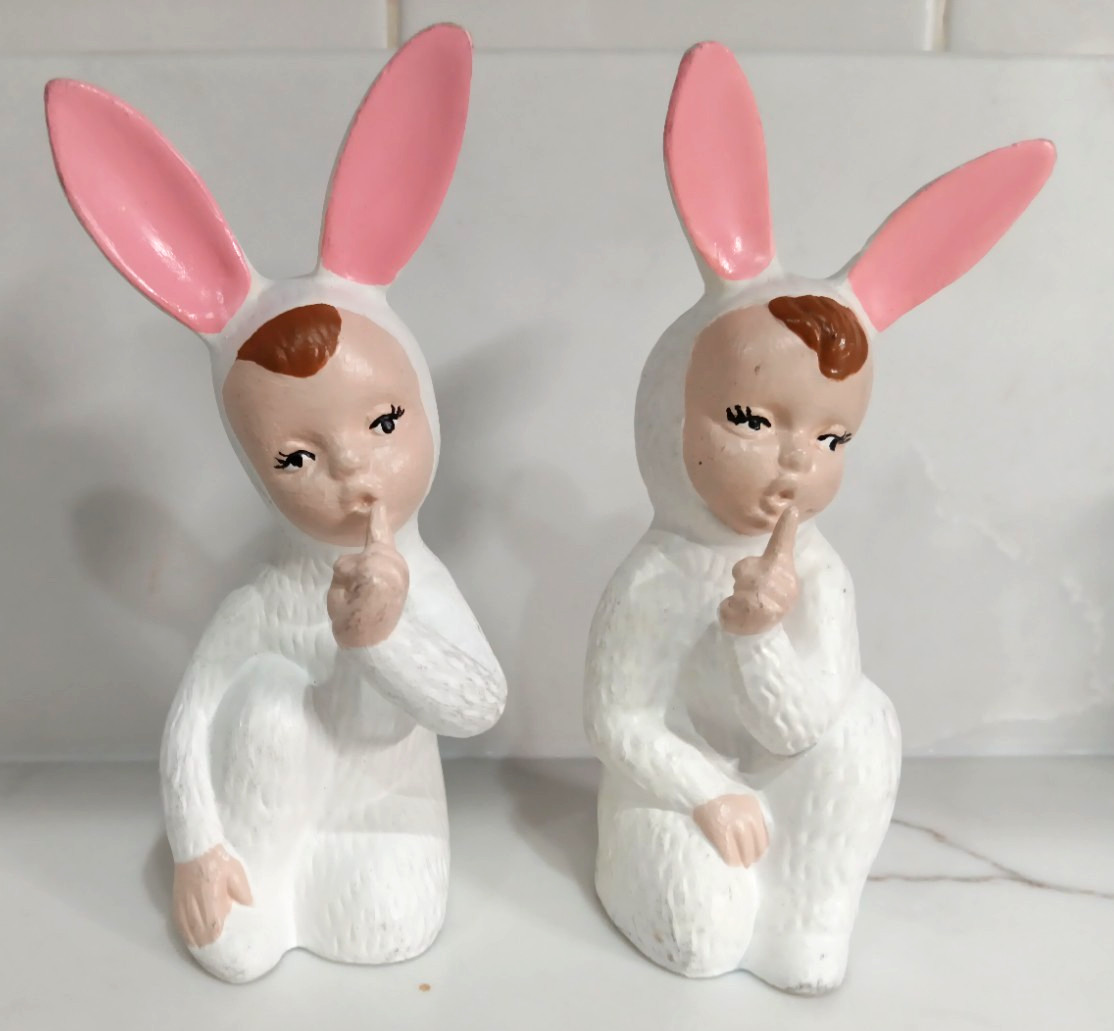 2 Vtg MCM Holland Mold Ceramic Figurine Babies w/ White Bunny Rabbit Suit - Shh