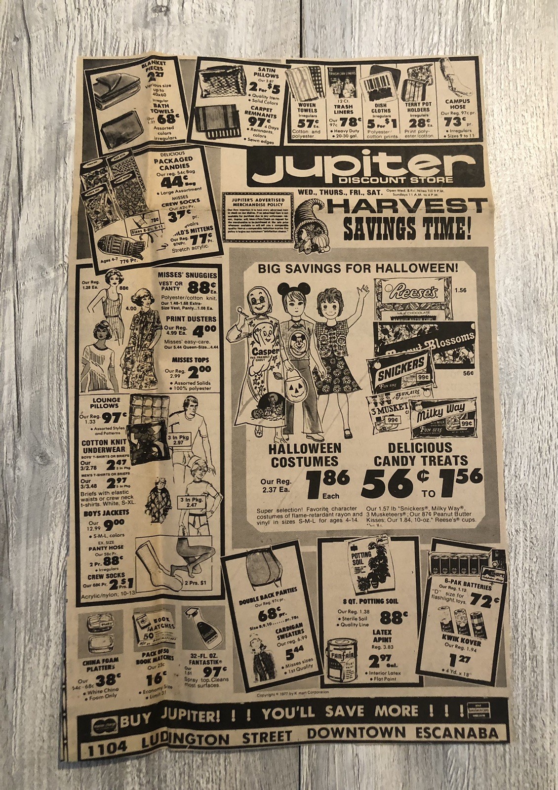 VTG 1970’s Jupiter Store Halloween Costumes & Candy & More Newspaper Ad