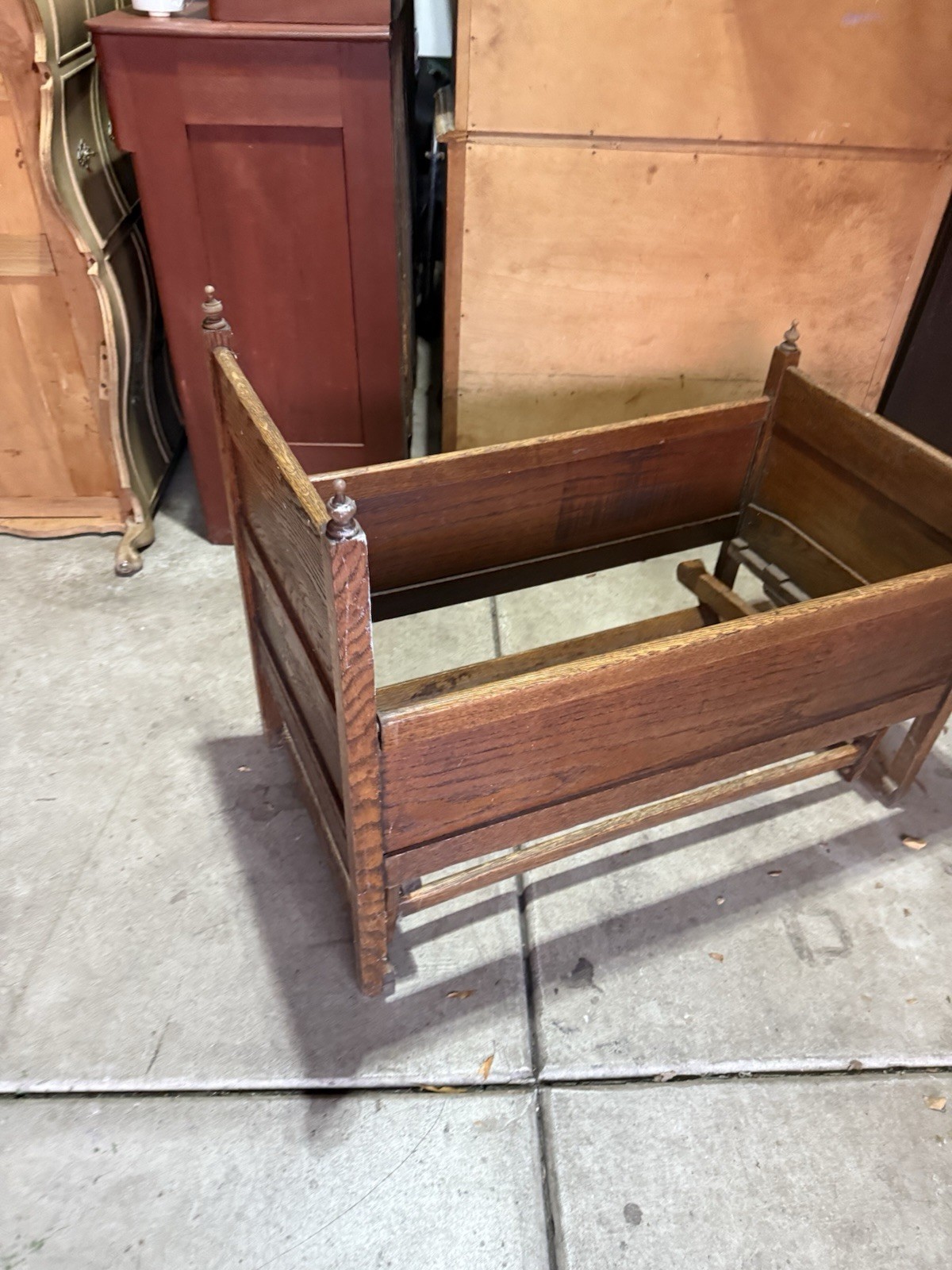 Vintage Victorian Eastlake Baby Crib/Cradle MISSING BASE/LEGS