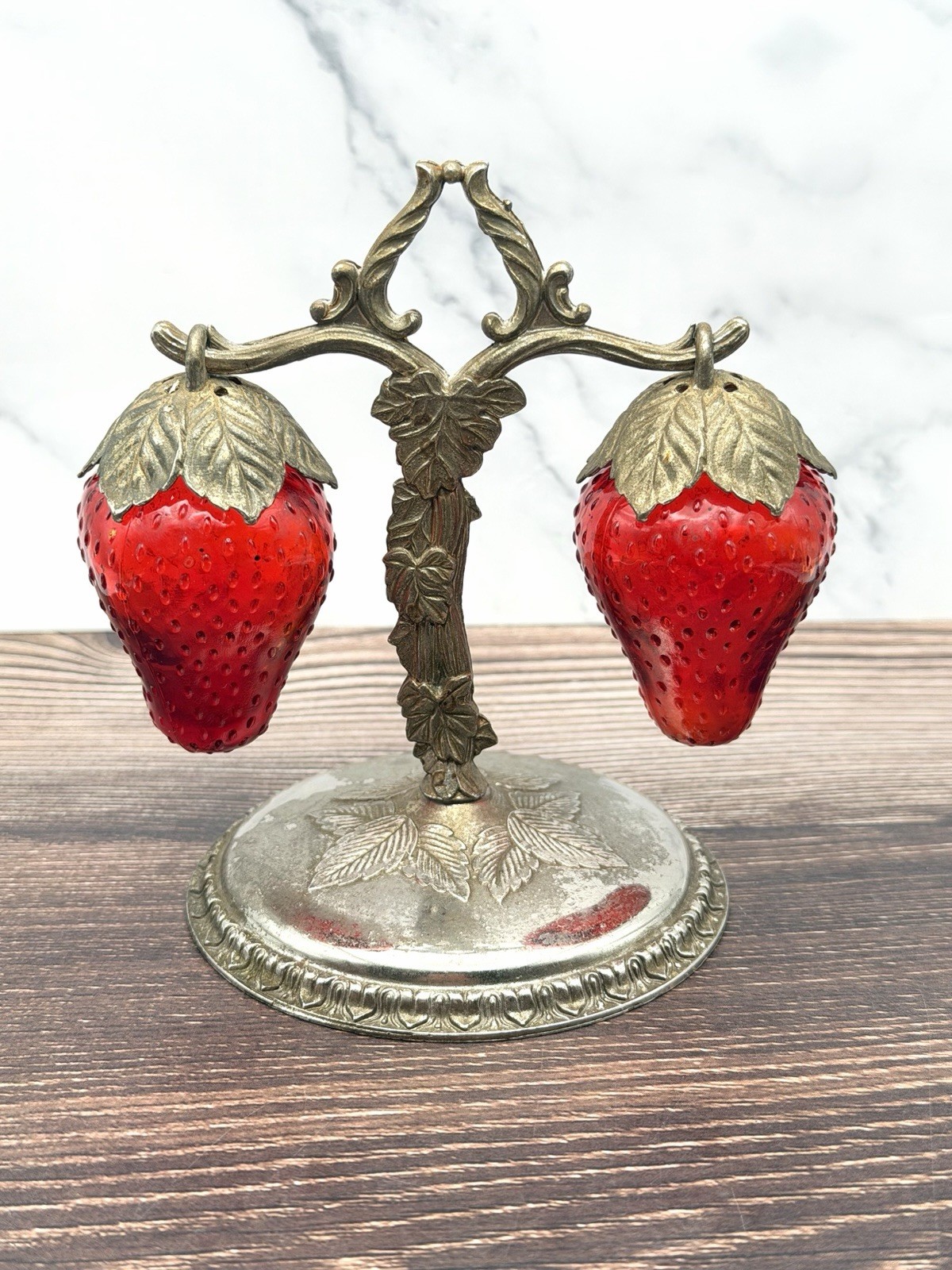 Vintage Red Glass Hanging Strawberry Salt And Pepper Set Metal Stand Japan