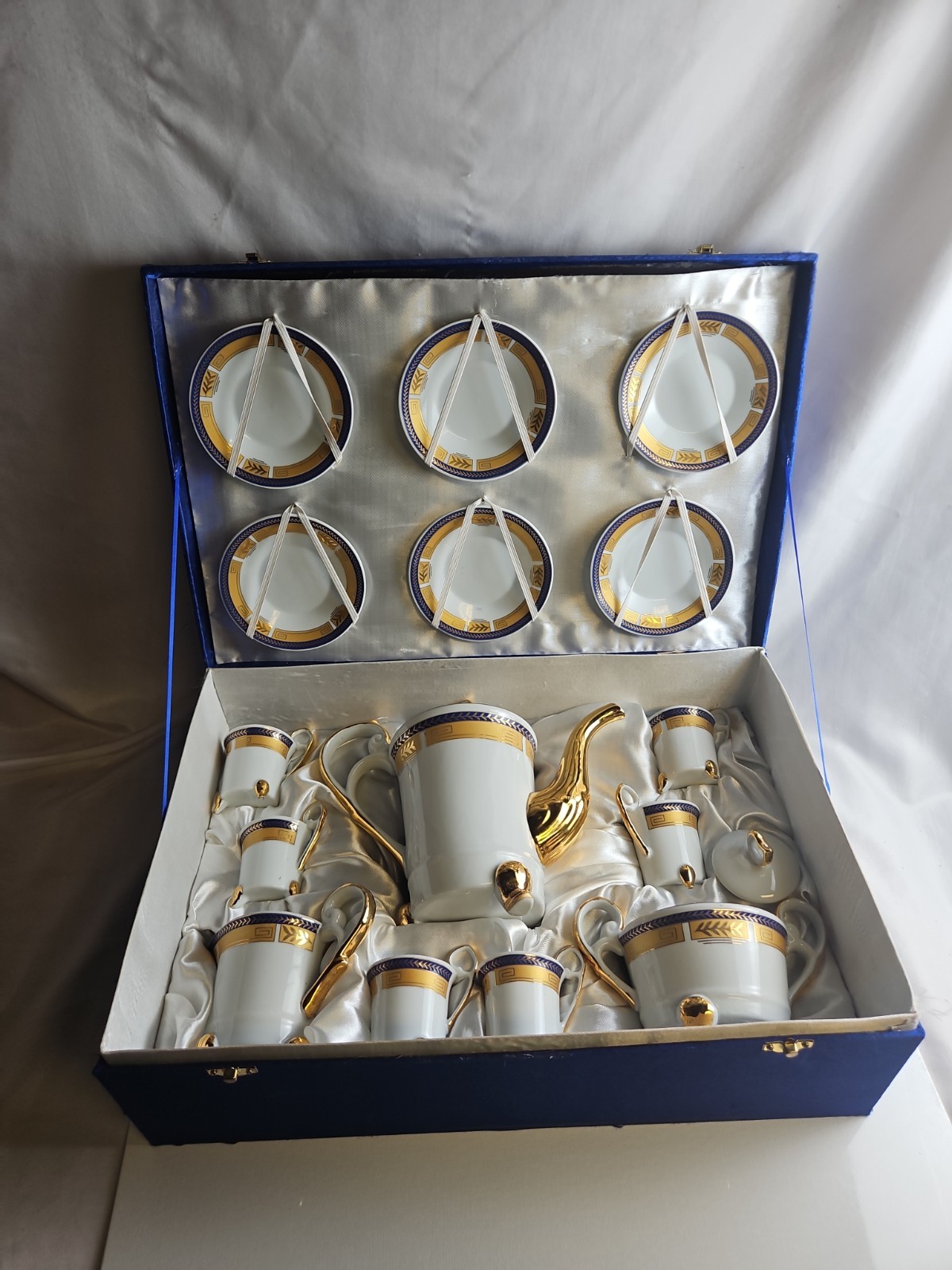  Fine Porcelain Blue Gold Demitasse 17 Pc. Tea Set In Velvet Case #EBC