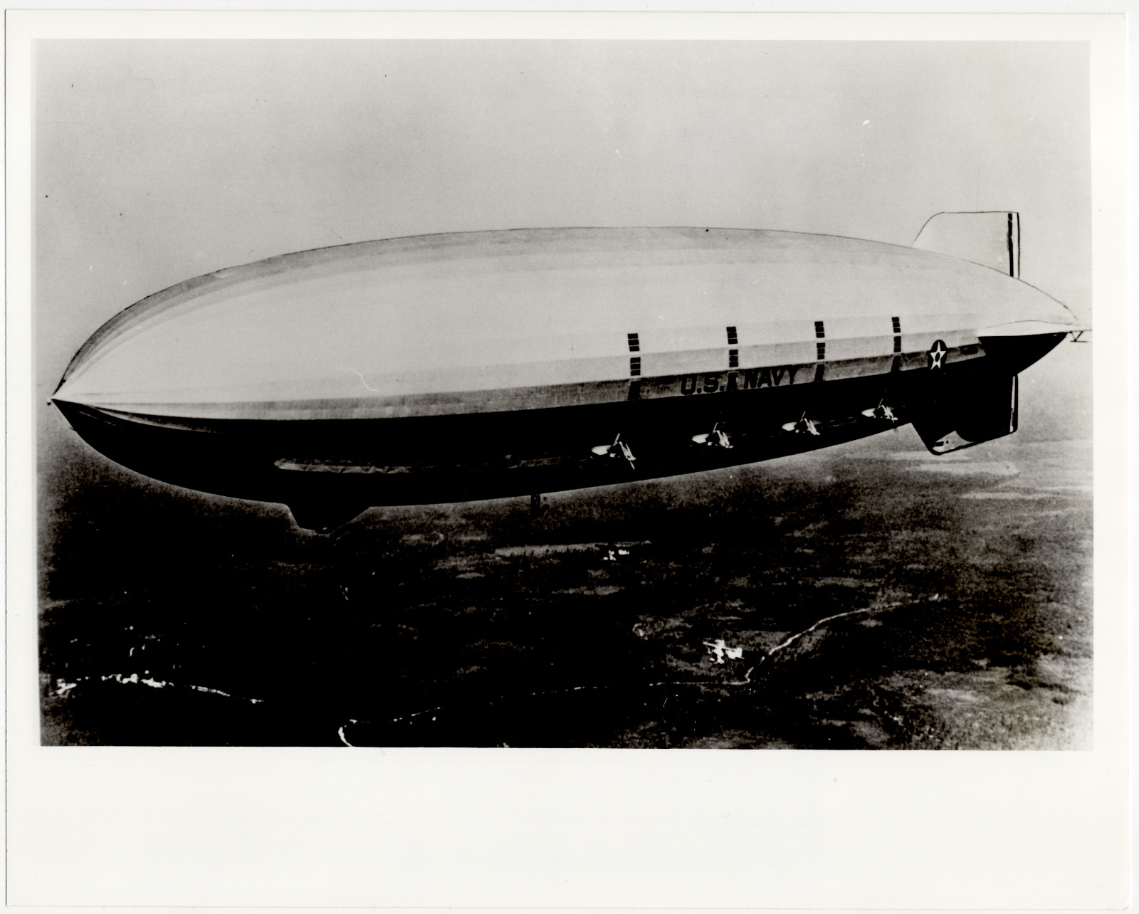 US Navy Airship USS Akron or Macon Dirigible in Flight Vintage Photo 8x10 1930s US Navy Airship USS Akron or Macon Dirigible in Flight Vintage Photo 8x10 1930s