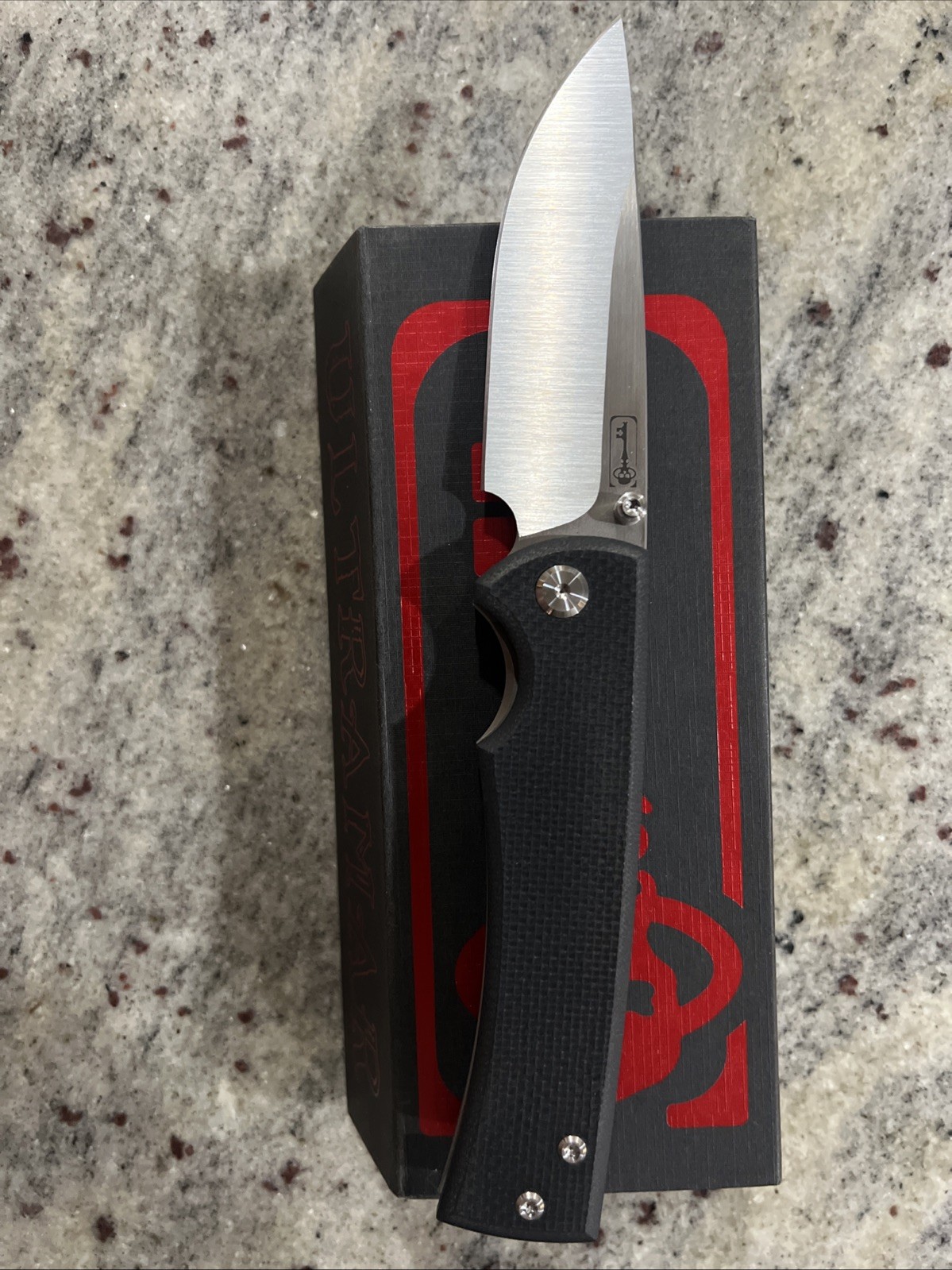 Chaves Knives Liberation 229 Stonewashed Titanium Frame LockBlack G10 M390 Blade Chaves Knives Liberation 229 Stonewashed Titanium Frame LockBlack G10 M390 Blade