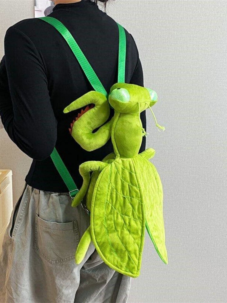 Cute Realistic Mantis Backpack - Cartoon Plush Insect School Bag / Quirky Mantis
