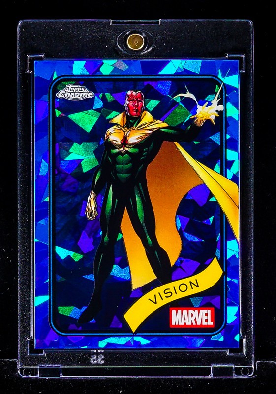 Vision RARE BLUE CRACKED ICE REFRACTOR CARD Marvel MCU DOOMSDAY WANDAVISION