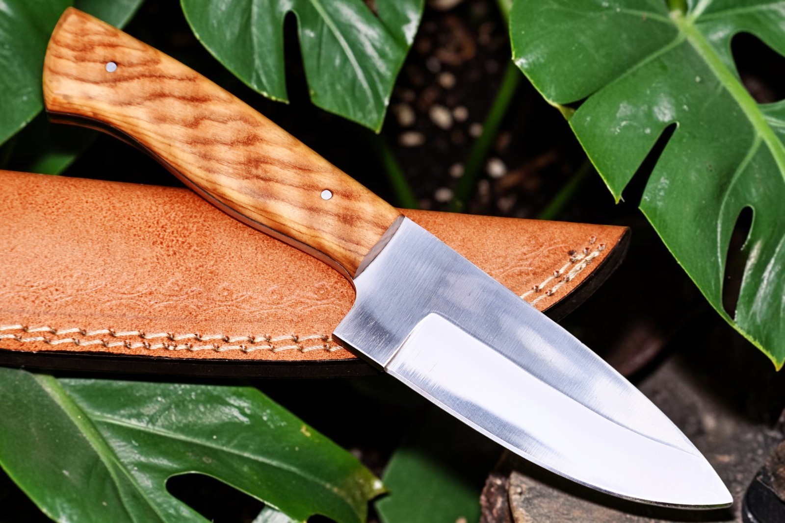 Custom Made Forged High Carbon Steel Hunting Skinning Knife Leather Sheath UU 16