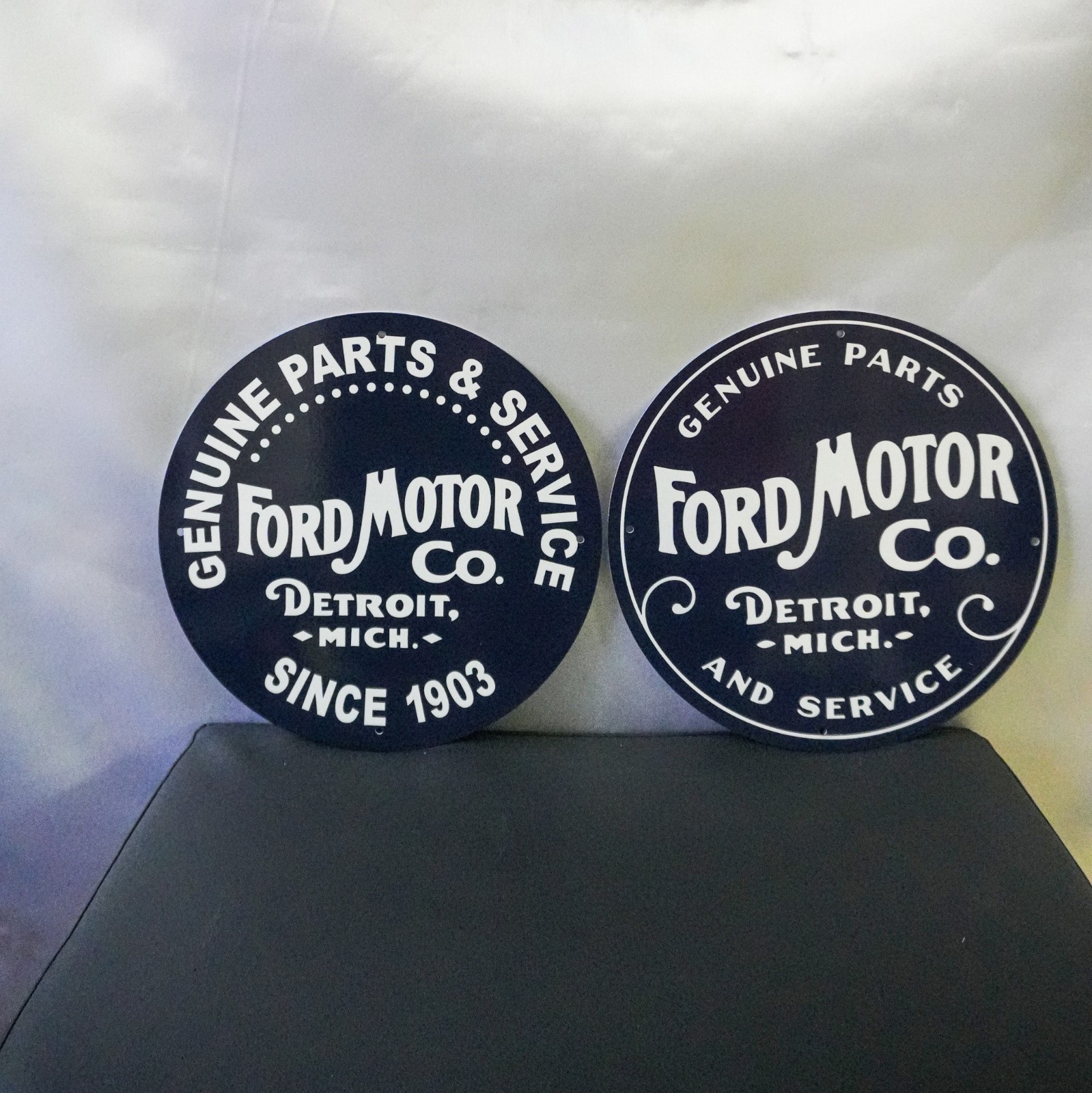Ford Motor Co. Detroit Genuine Parts Vintage Metal Sign Set of 2 – 30 cm / 11.8”