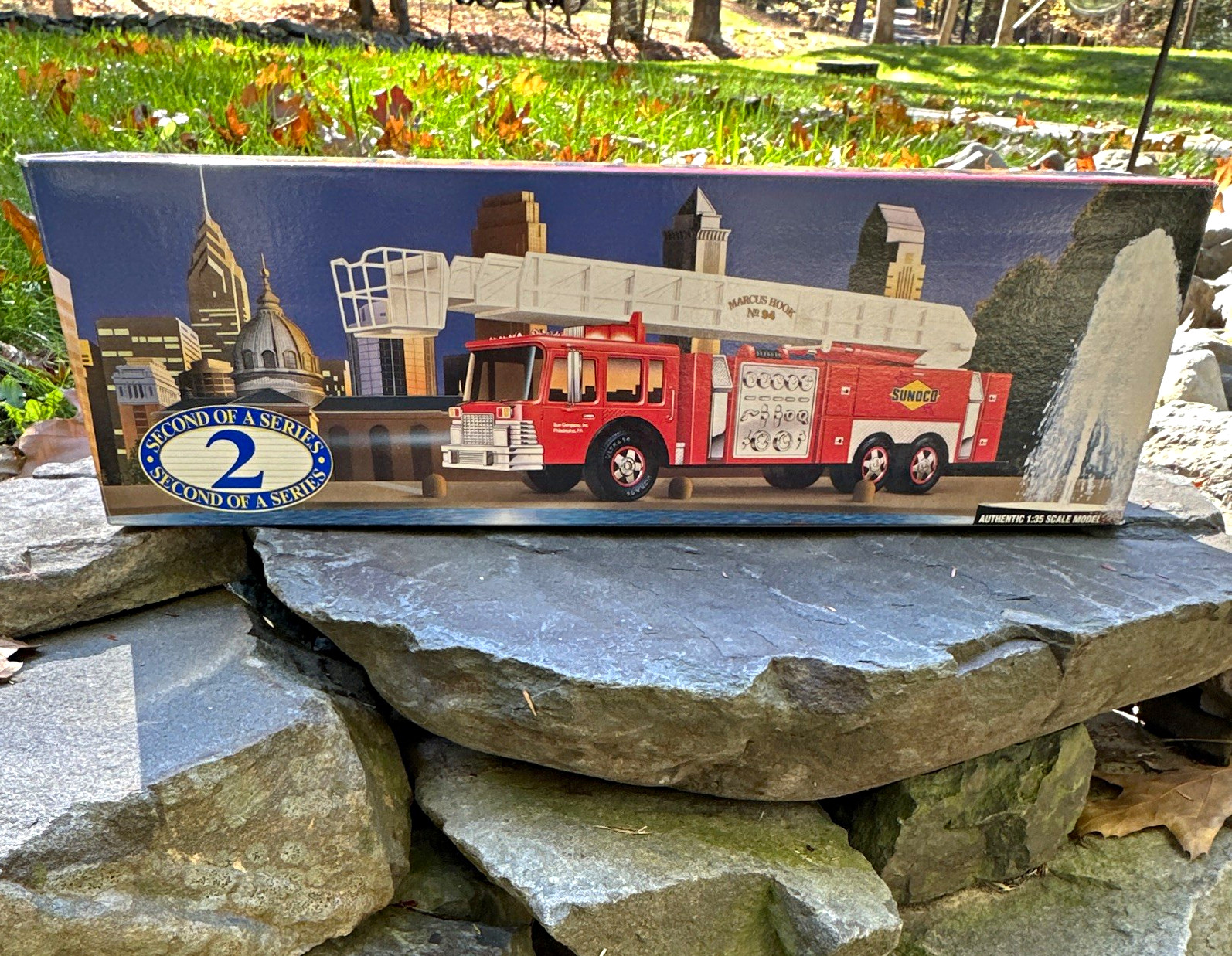 Vintage 1995 Sunoco Aerial Tower Toy Fire Truck Collector's Edition New in Box