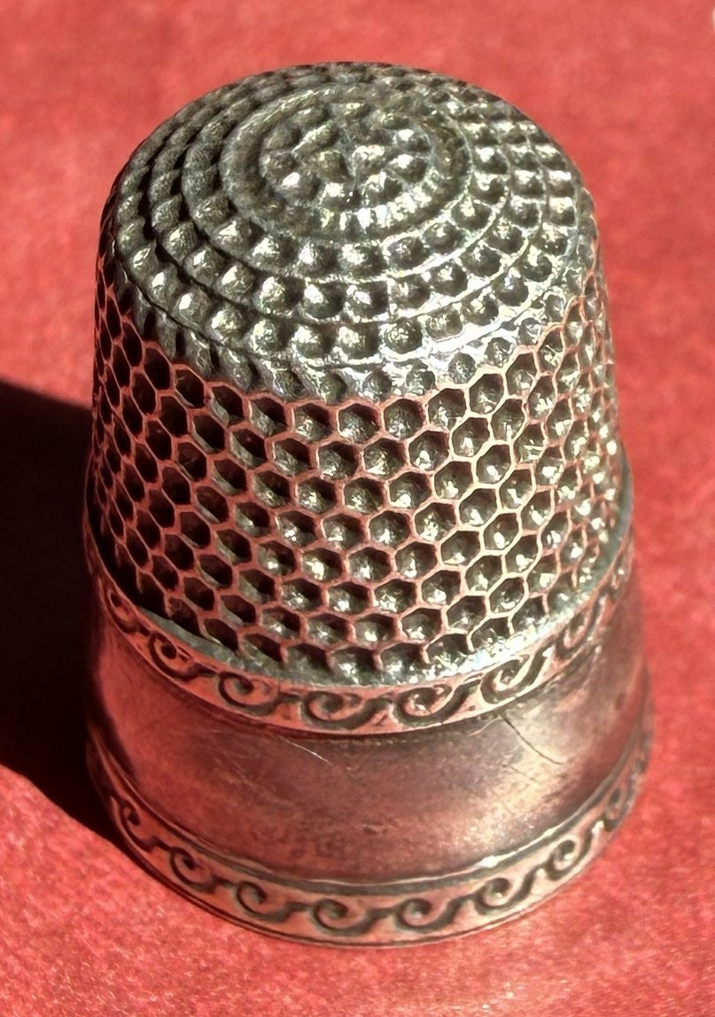 Antique STERLING SILVER  THIMBLE Marked