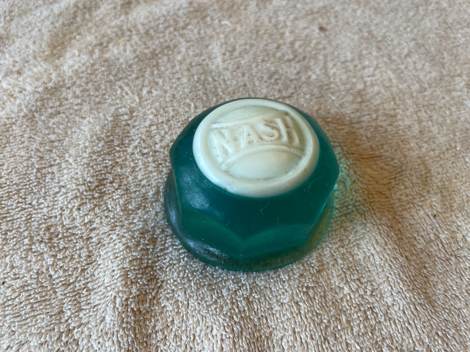 RARE VTG NASH AUTOMOBILE ADVERTISEMENT PAPERWEIGHT??