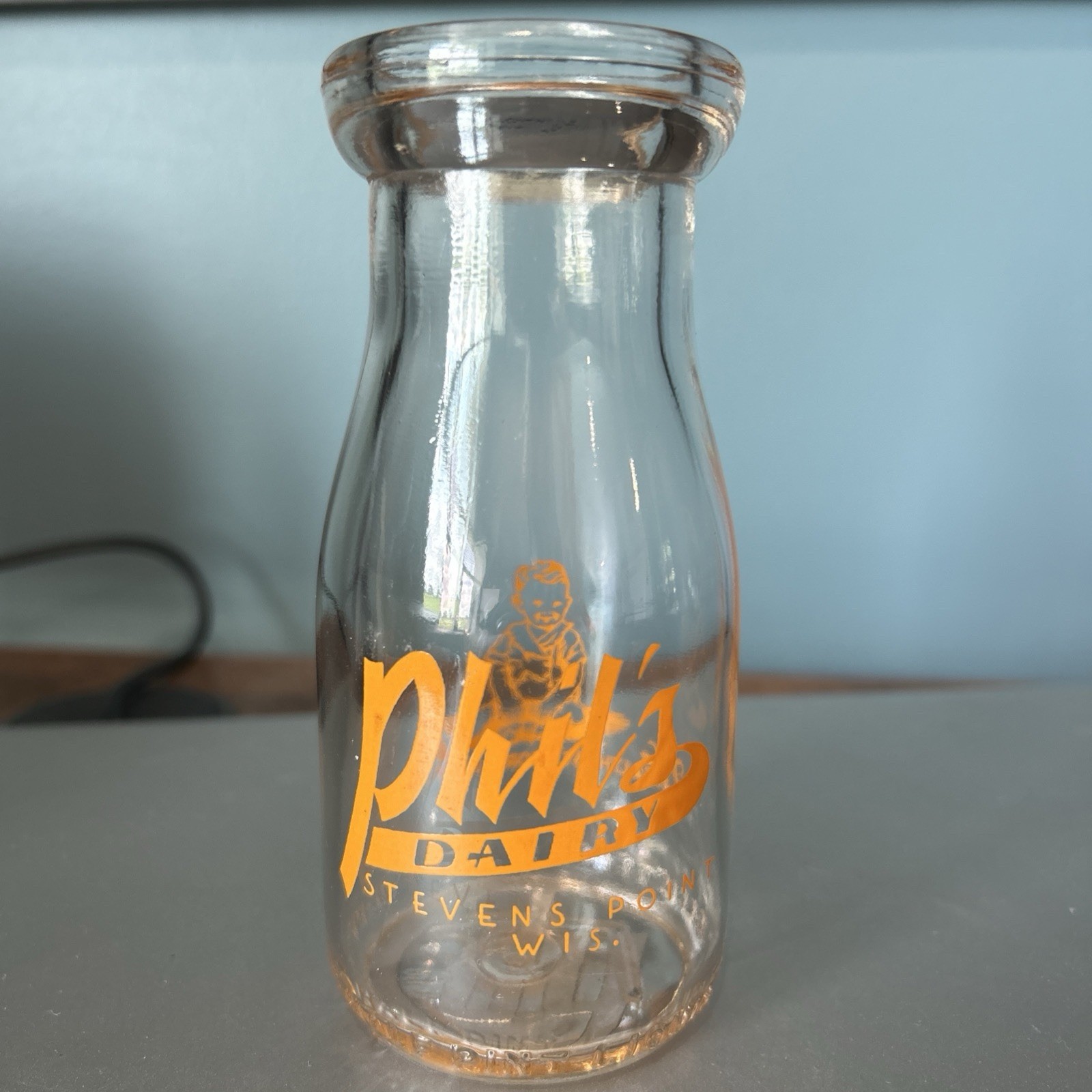 Vintage Cream Milk Bottle Phil's Dairy Stevens Point WI w/ Baby Toddler 1/2 Pint