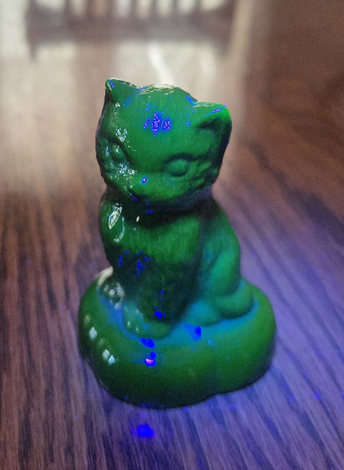 Vintage Boyd Glass Kitten on a Pillow Furr Green Uranium UV Reactive Vintage Boyd Glass Kitten on a Pillow Furr Green Uranium UV Reactive