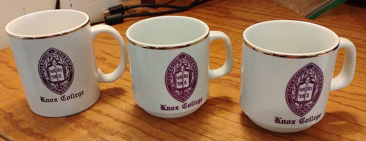 Lot of 3 Vintage Knox College Porcelain Mugs Galesburg Illinois READ Lot of 3 Vintage Knox College Porcelain Mugs Galesburg Illinois READ