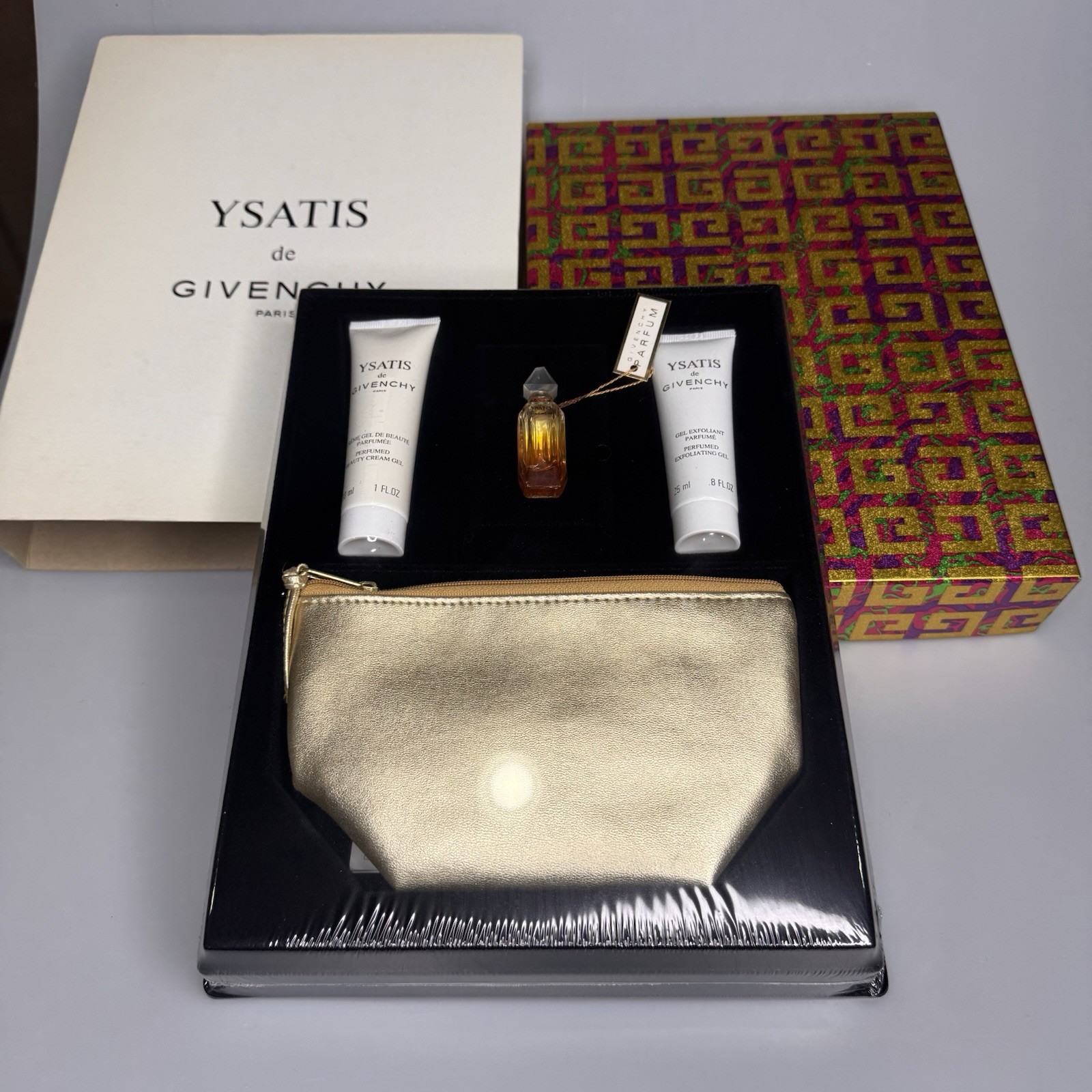 Vintage Yastis De Givenchy Paris Perfume.. Very Rare Vintage Yastis De Givenchy Paris Perfume.. Very Rare