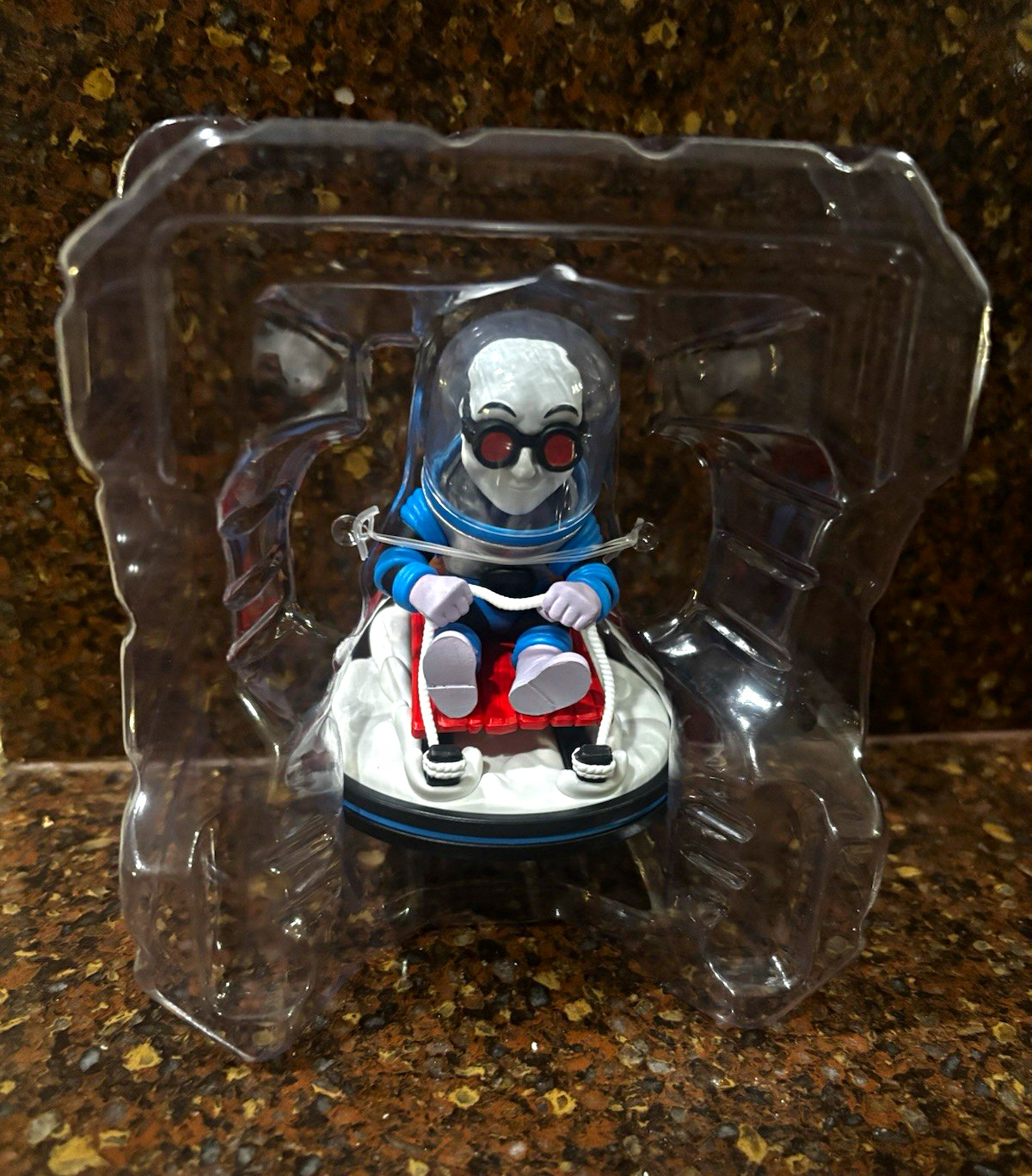 McFarlane Toys DC Mr. Freeze & Batman Mystery Collectible Plastic Figurine