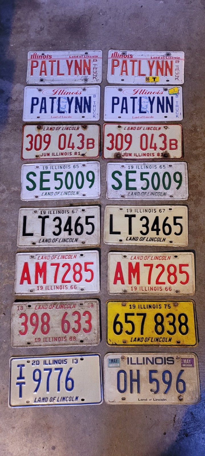 Lot of 16 Vintage Illinois License Plates 1960\'s, 1980\'s