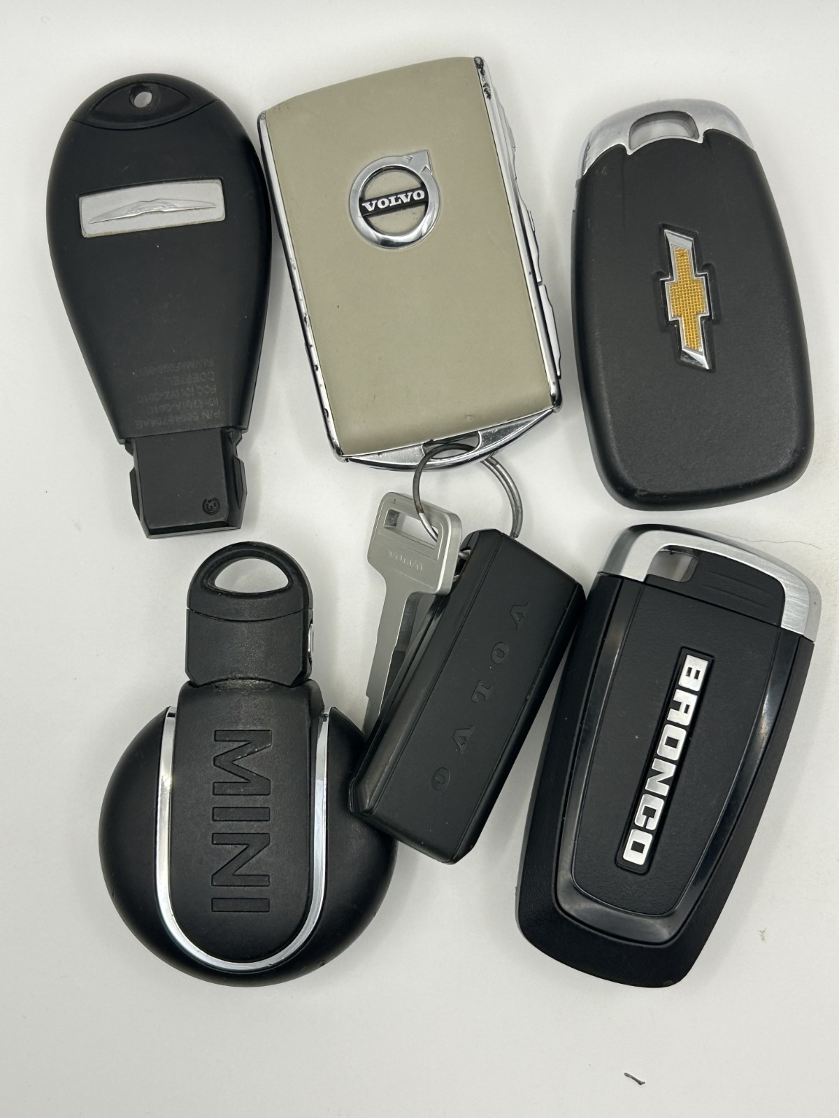 Car Keys Fobs all 5 Car Keys Fobs all 5